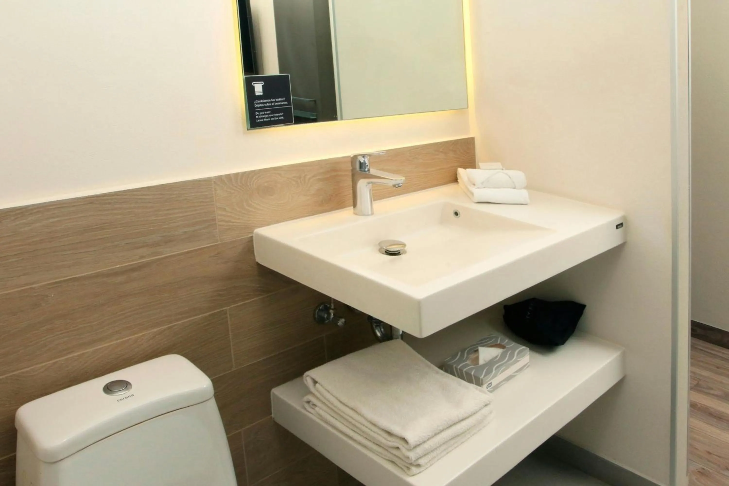 Bathroom in City Express Plus by Marriott Tampico