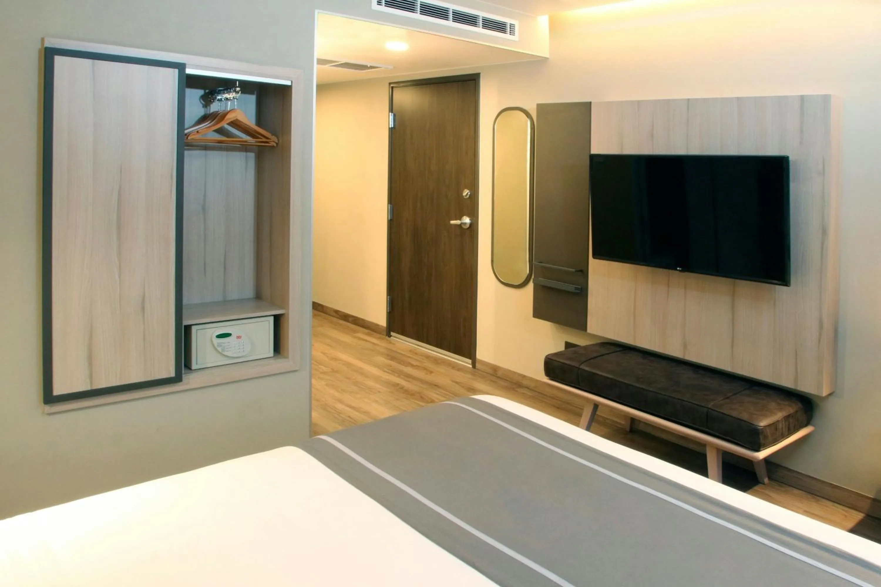 Bedroom, Bed in City Express Plus by Marriott Tampico