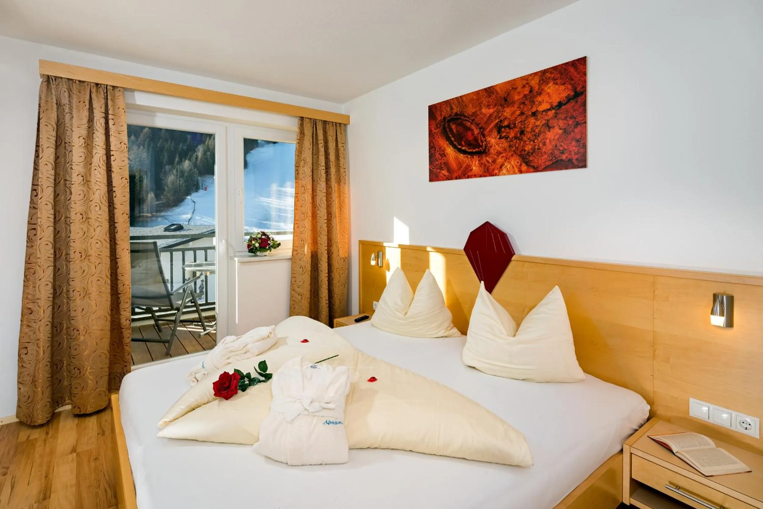 Bed in Aparthotel Alpendiamant Serfaus Wachter GmbH