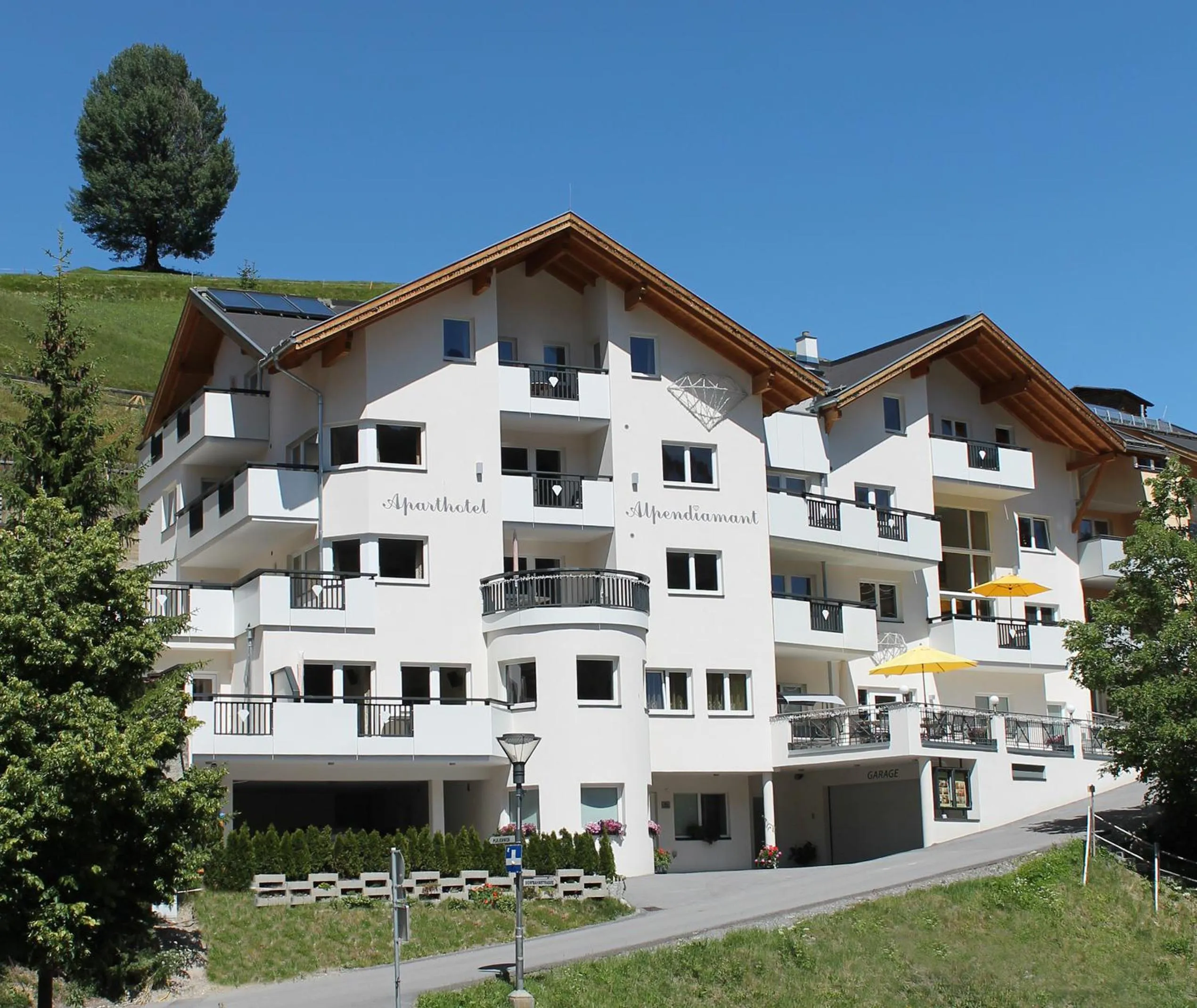 Facade/entrance in Aparthotel Alpendiamant Serfaus Wachter GmbH
