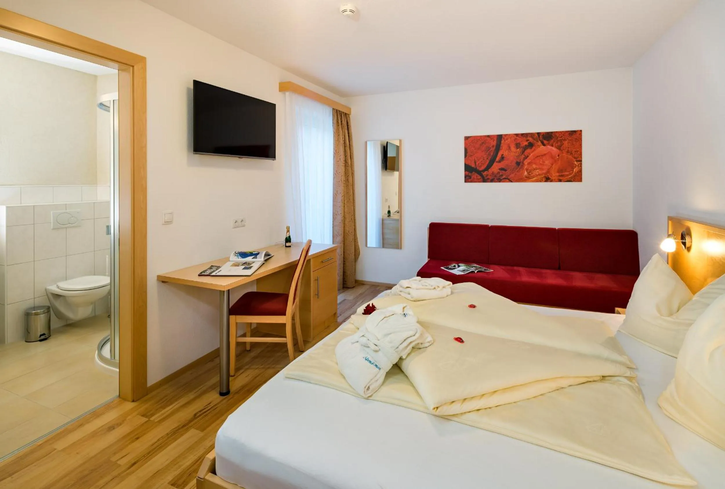 Bed in Aparthotel Alpendiamant Serfaus Wachter GmbH