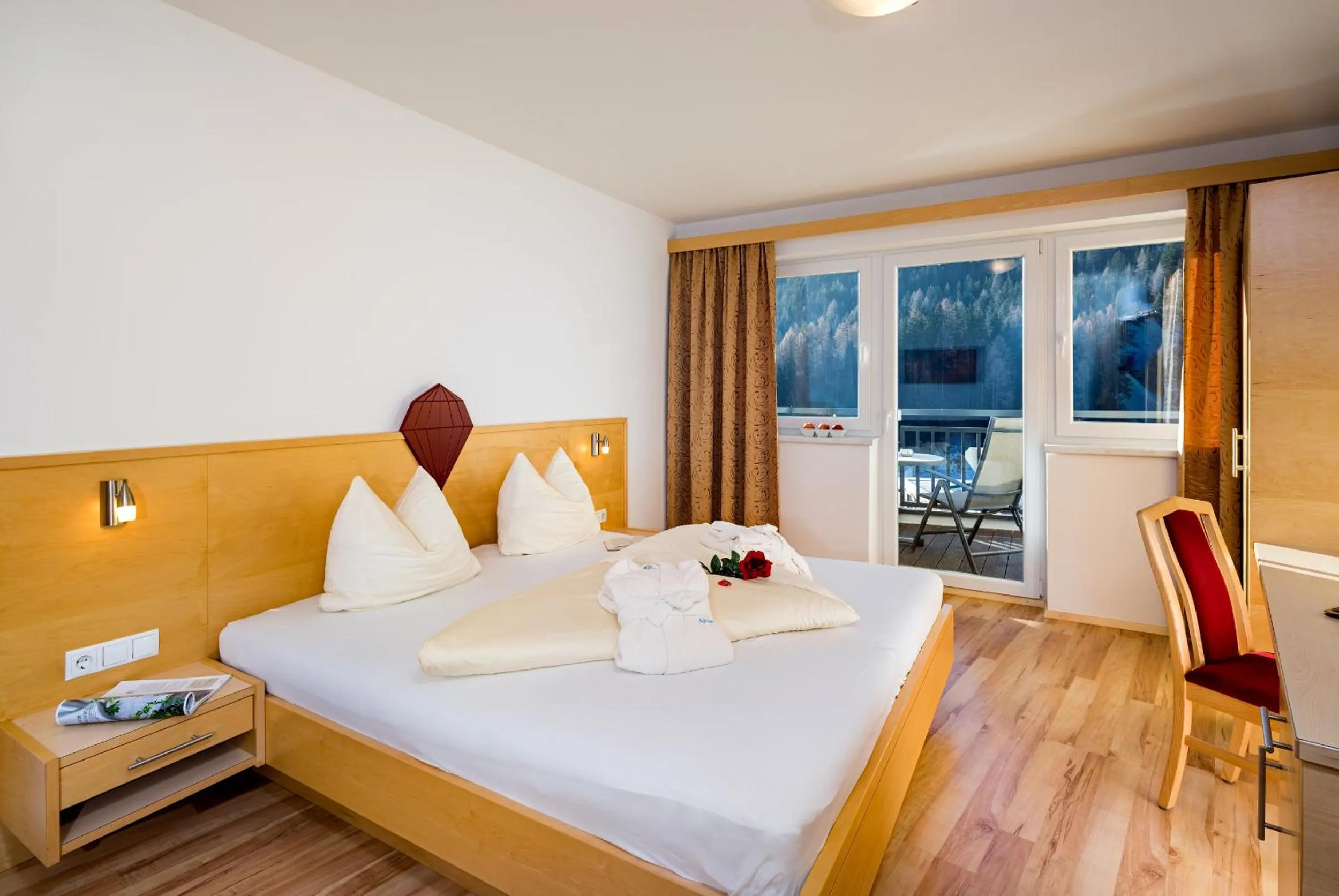 Bed in Aparthotel Alpendiamant Serfaus Wachter GmbH