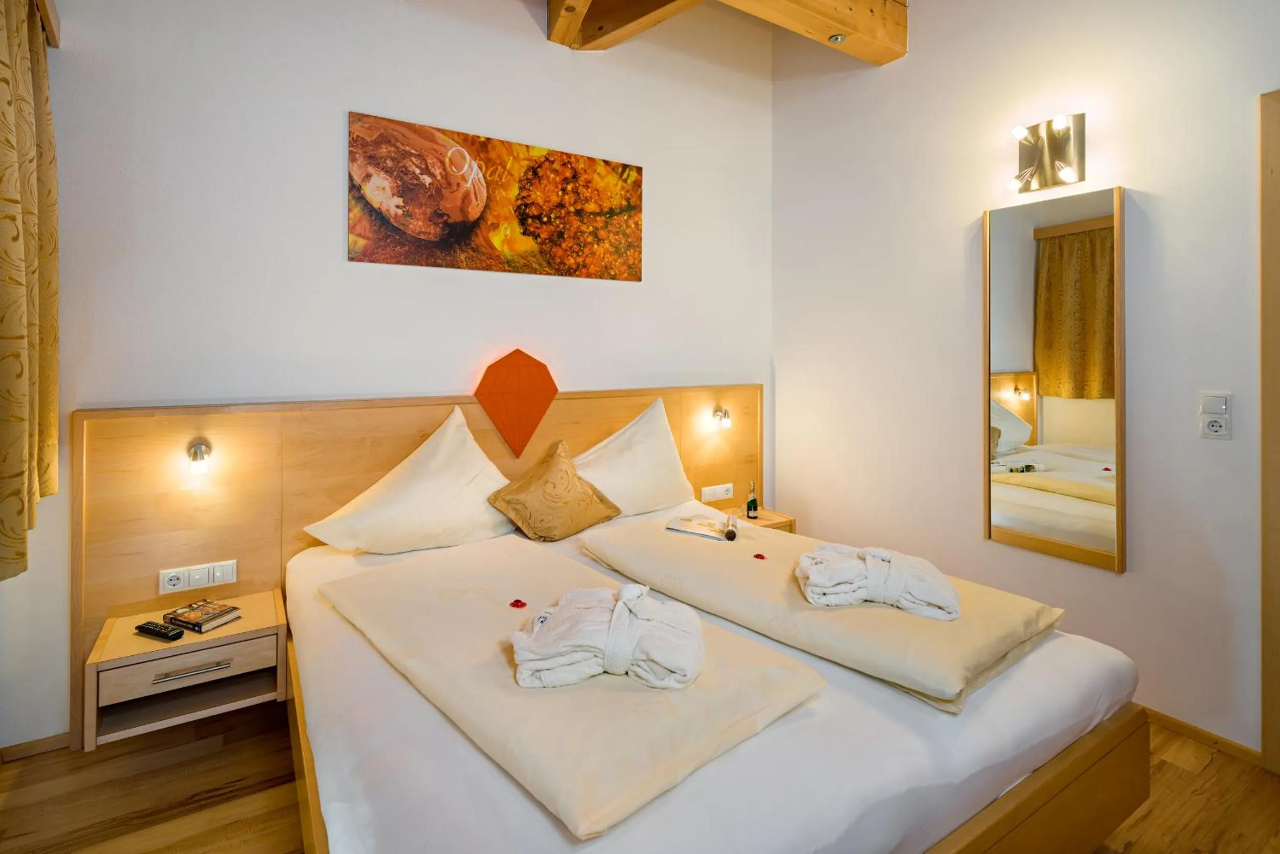 Bed in Aparthotel Alpendiamant Serfaus Wachter GmbH