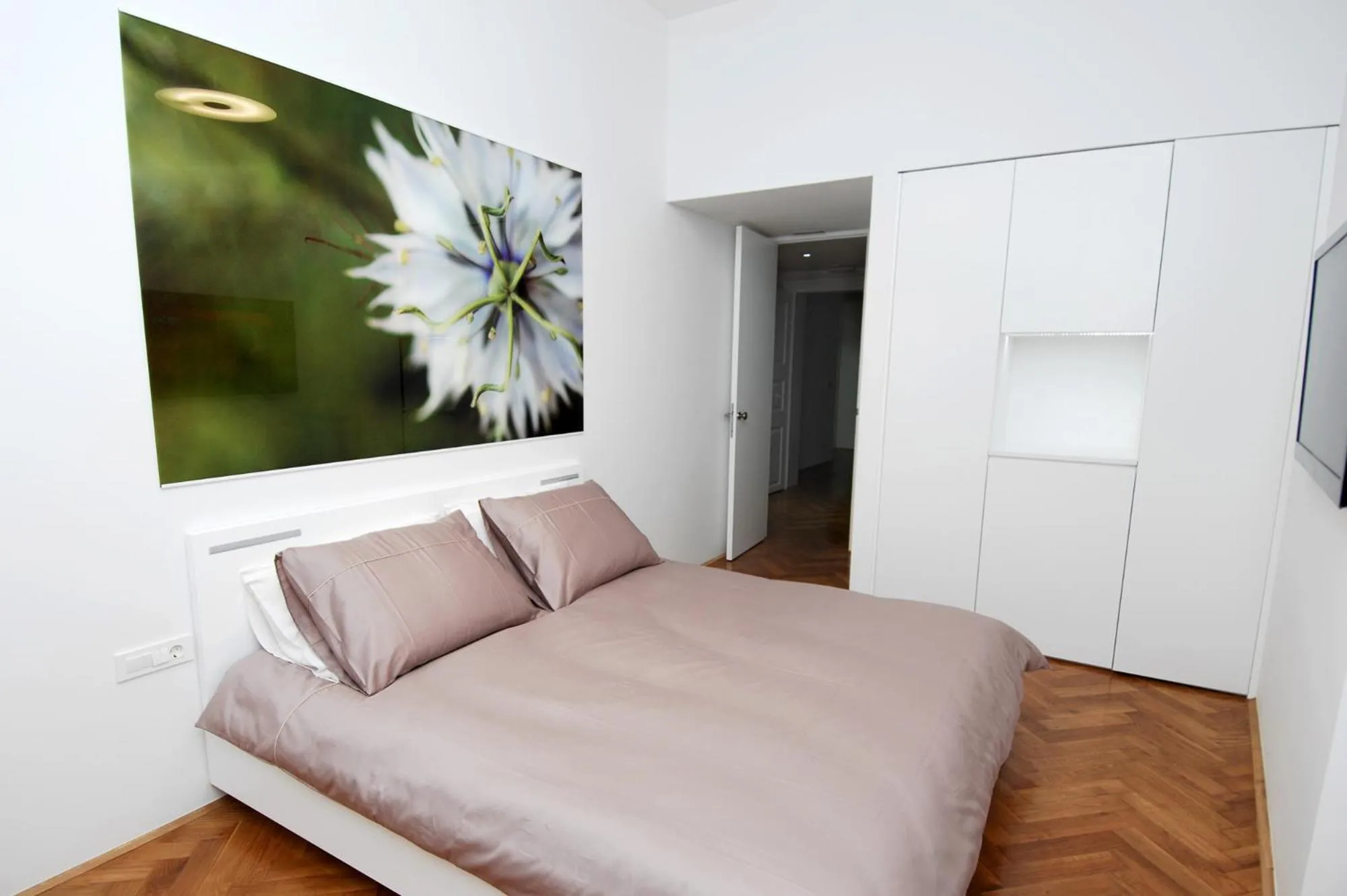 Bed in Galeria River