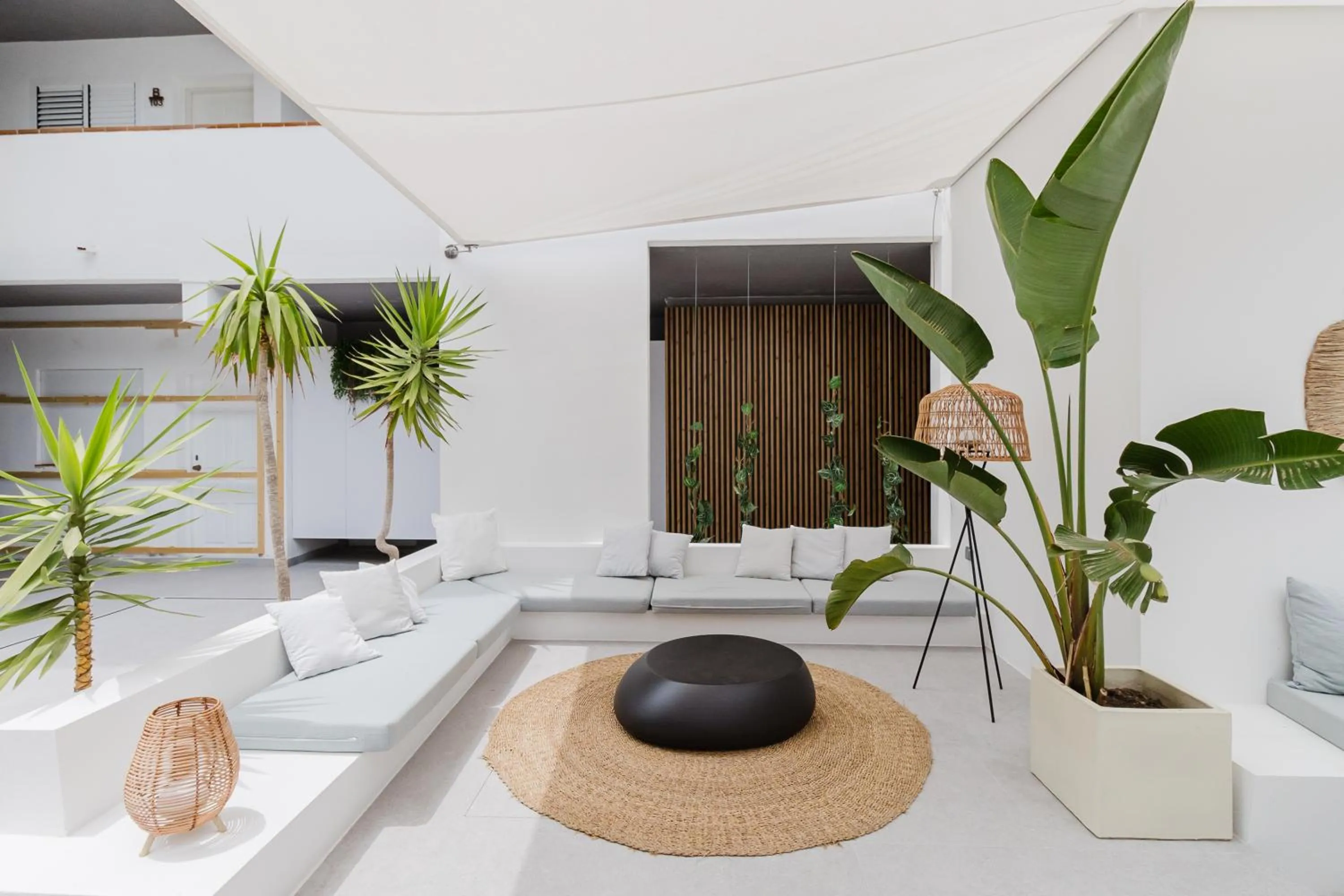 Seating area in Apartamentos Es Pujols - Emar Hotels