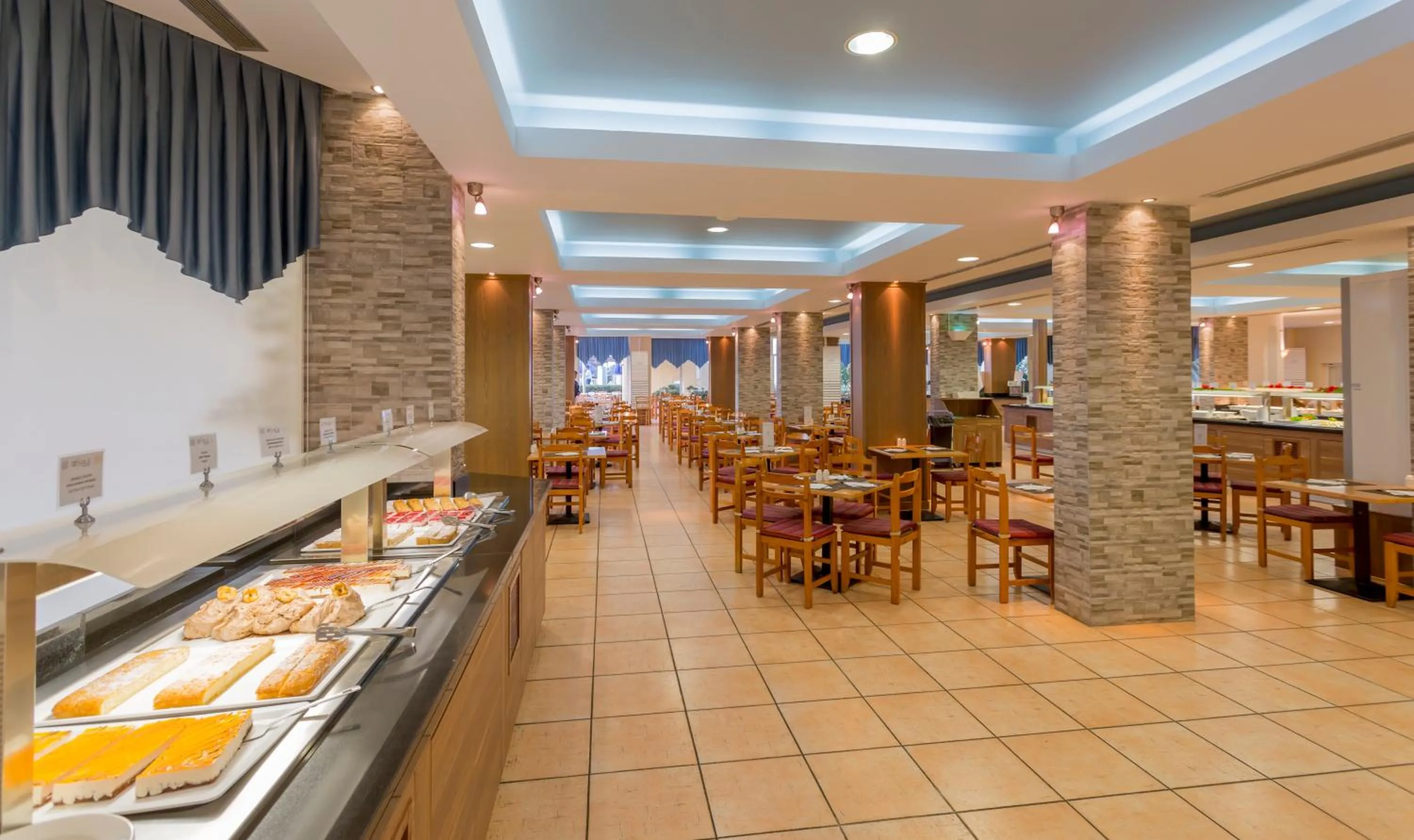 Restaurant/places to eat in Dessole Dolphin Bay - All Inclusive