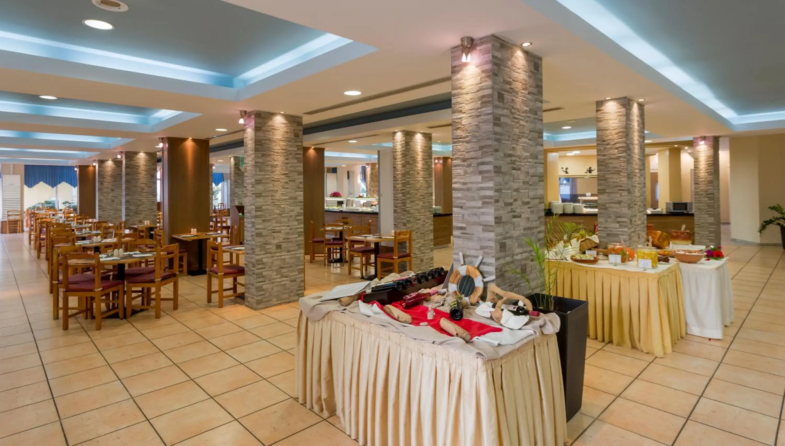 Restaurant/places to eat in Dessole Dolphin Bay - All Inclusive Restaurant/places to eat in Dessole Dolphin Bay - All Inclusive