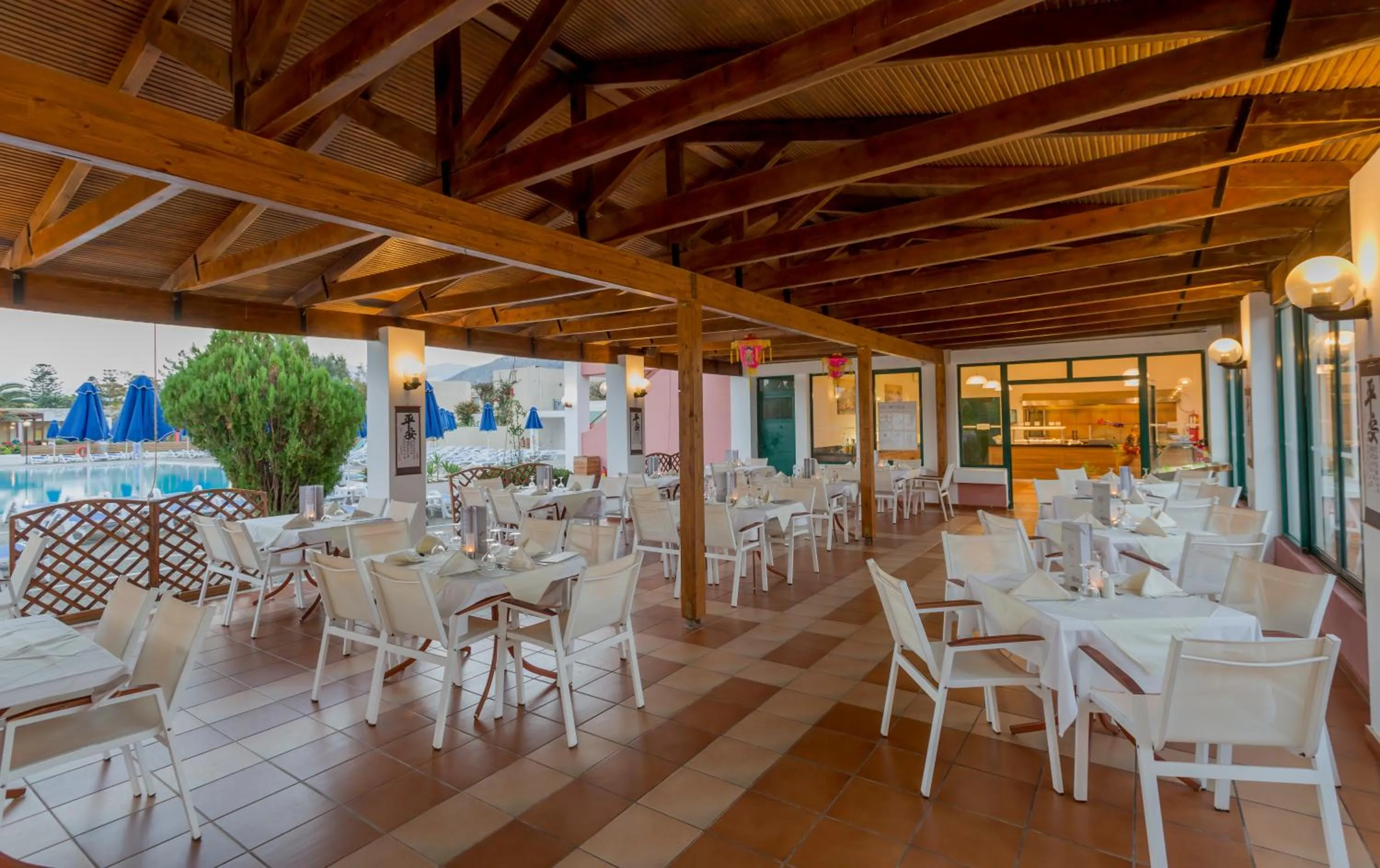 Restaurant/places to eat in Dessole Dolphin Bay - All Inclusive