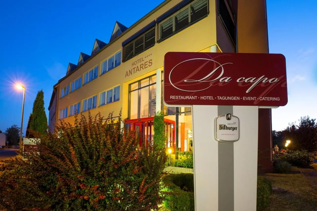 Facade/entrance in Hotel Antares