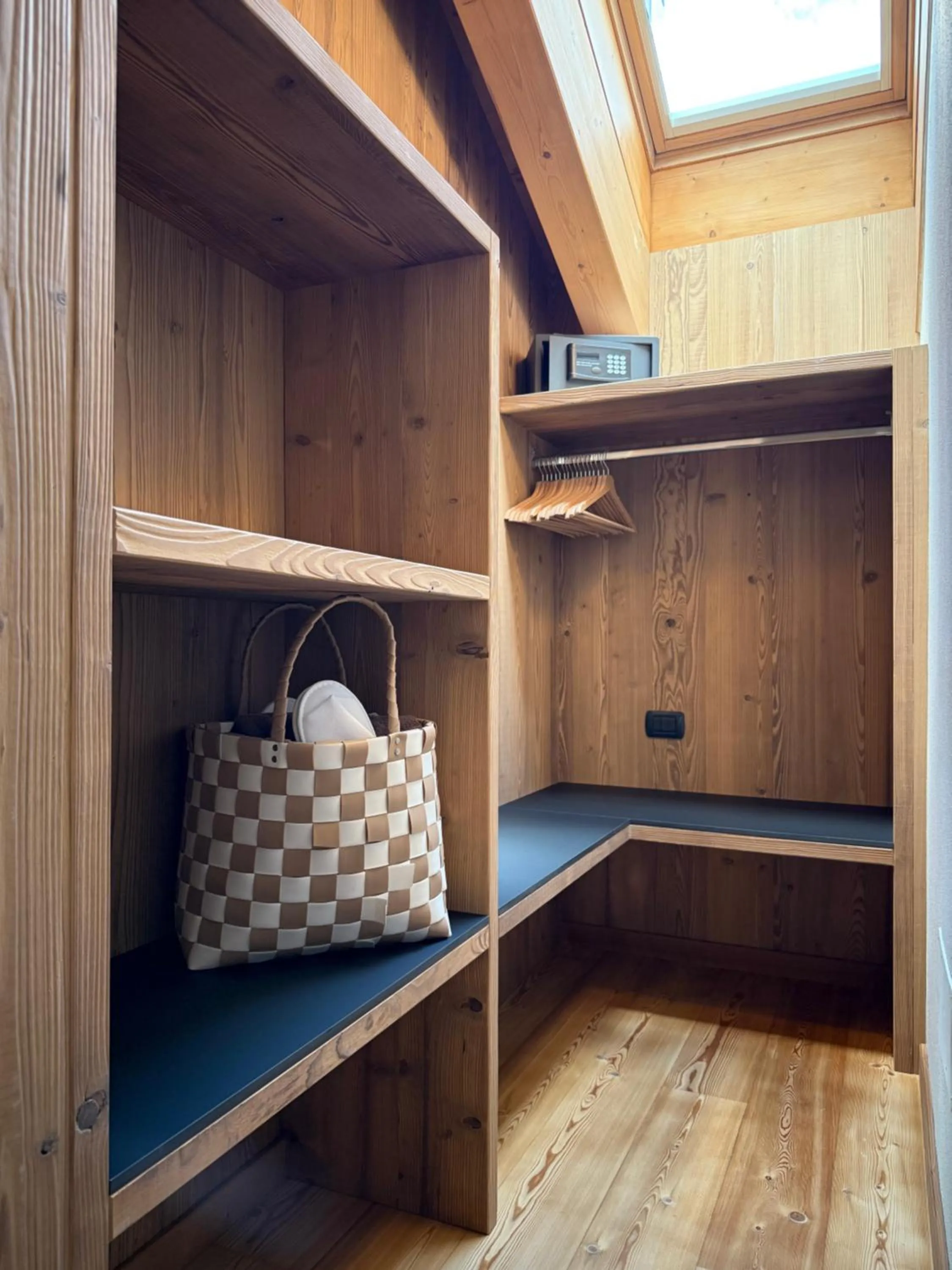 furniture in Hotel Pedranzini