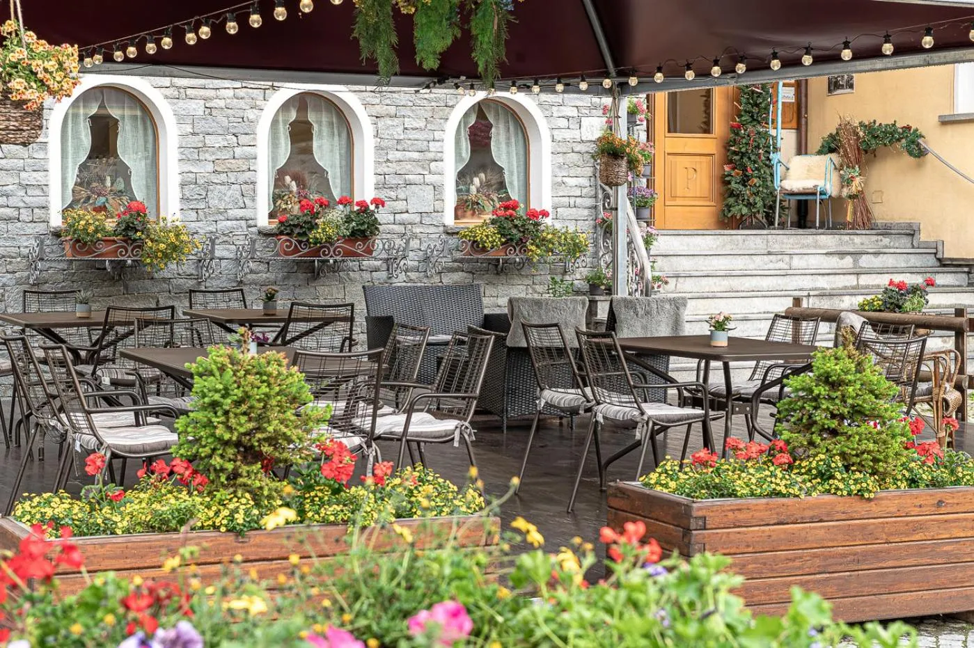 Property building in Hotel Pedranzini