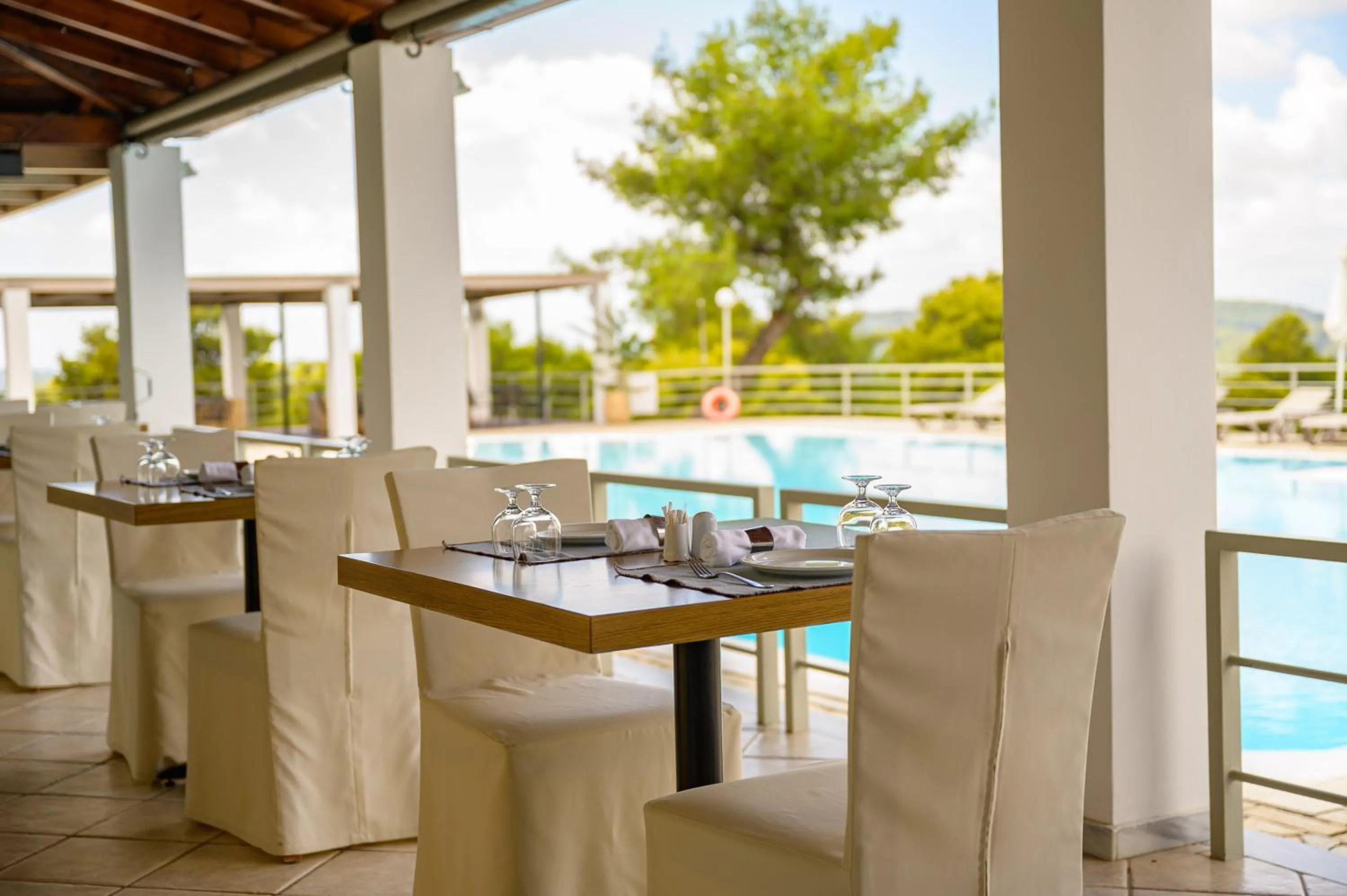 Dining area in Olympion Asty Hotel