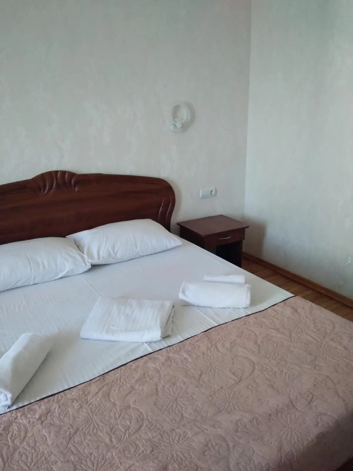Bed in Hotel Tourist