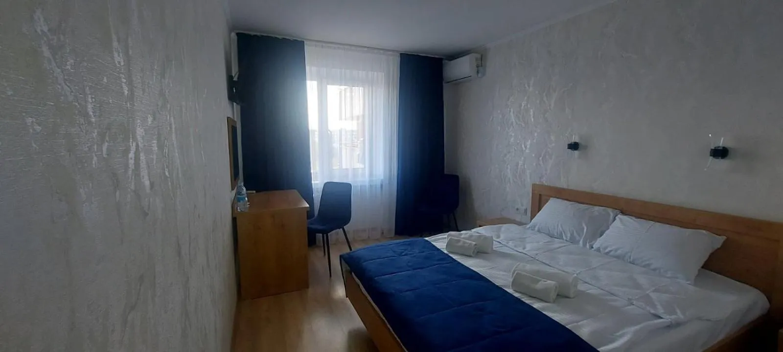 Bed in Hotel Tourist