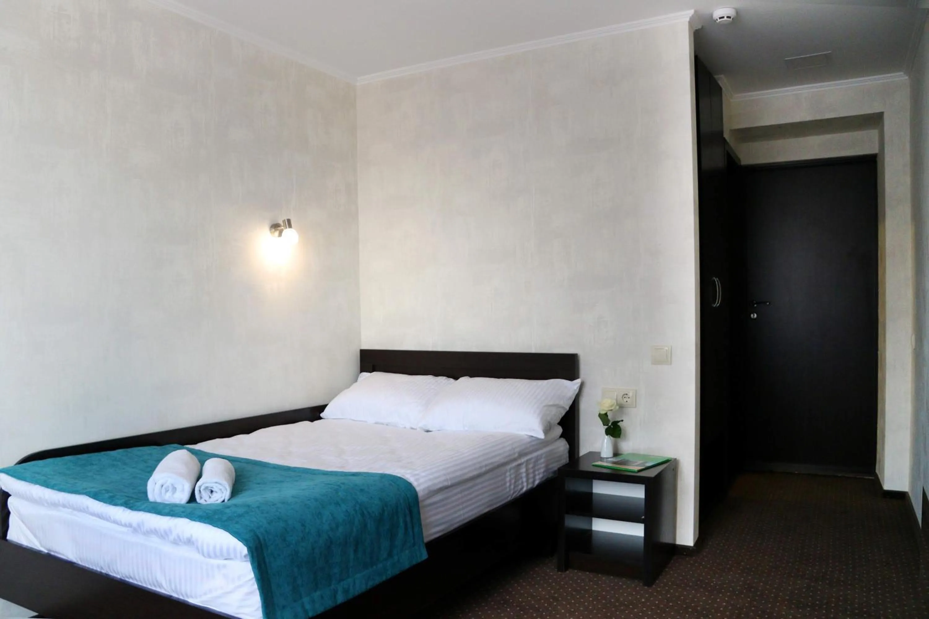 Bed in Hotel Tourist