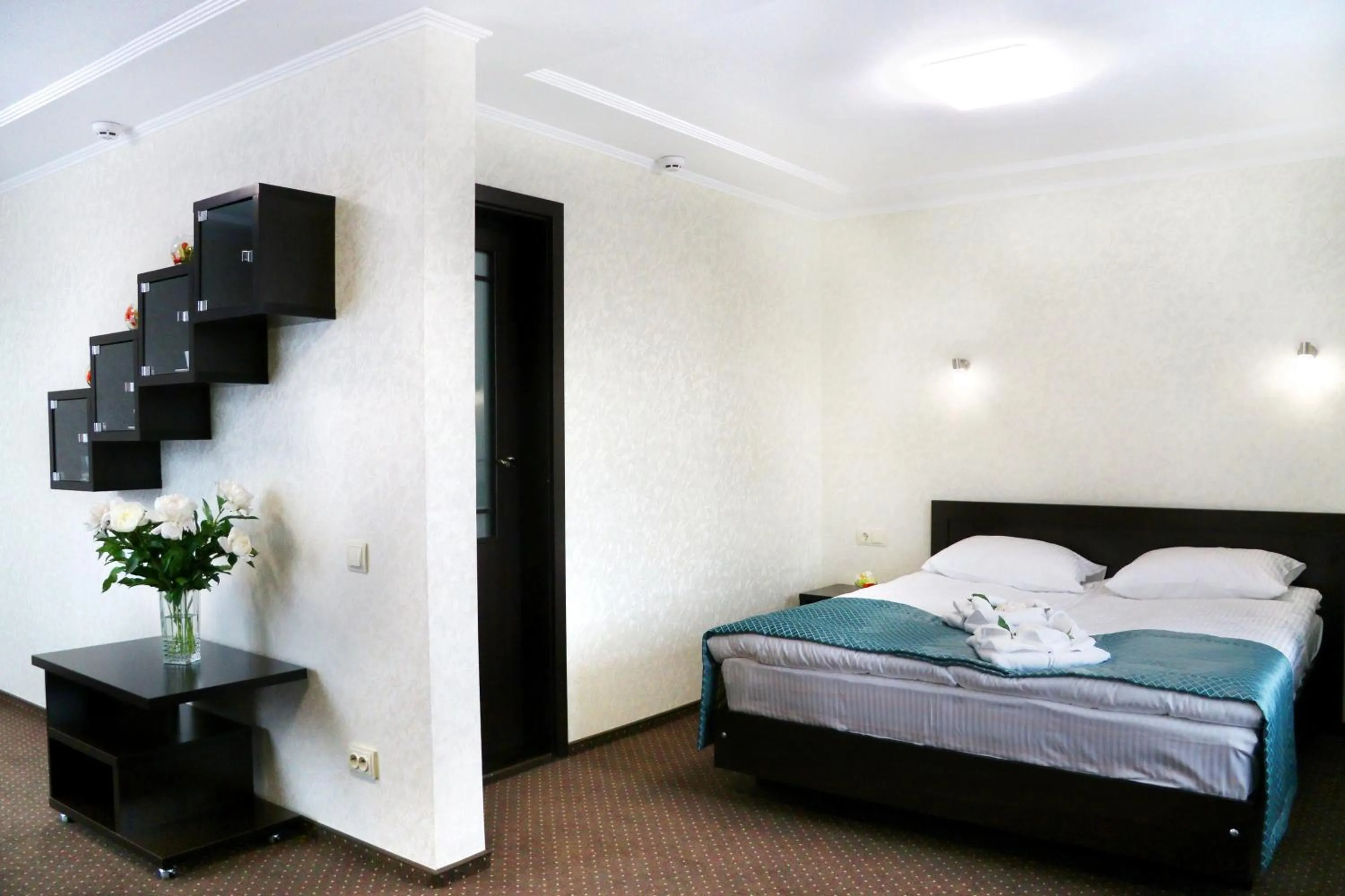 Bedroom, Bed in Hotel Tourist