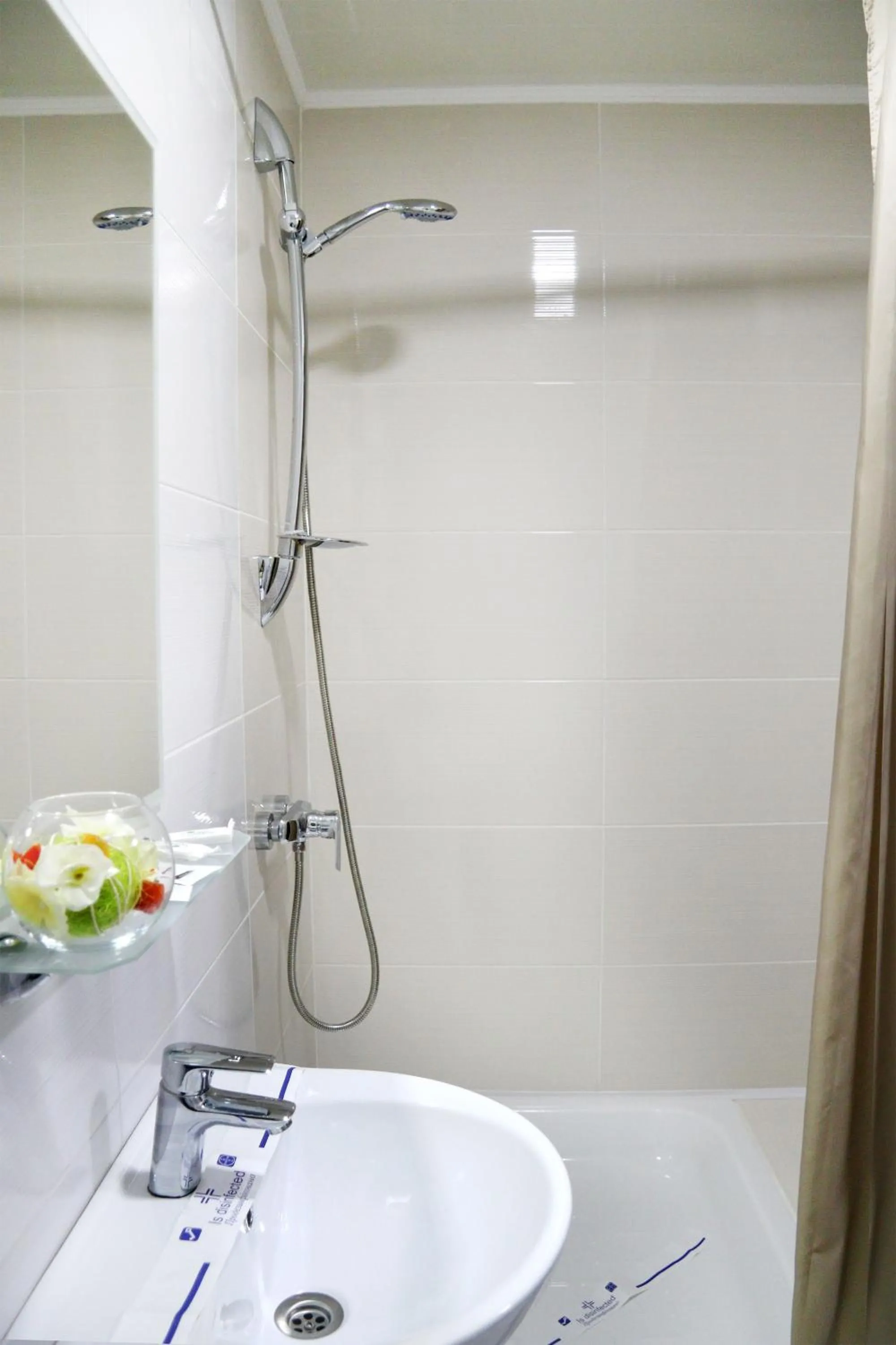 Bathroom in Hotel Tourist