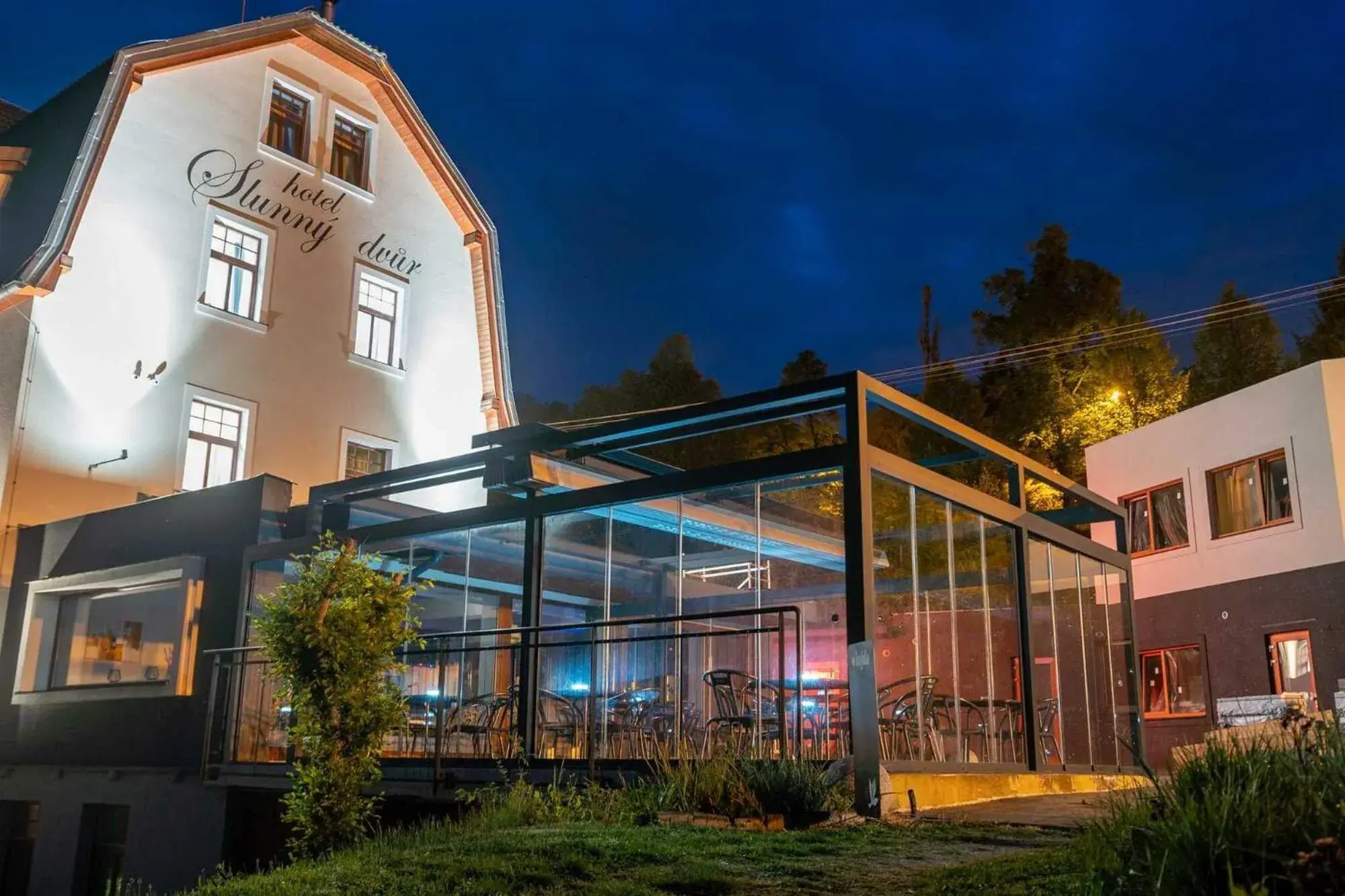 Hotel Slunný Dvůr Hotel Slunný Dvůr