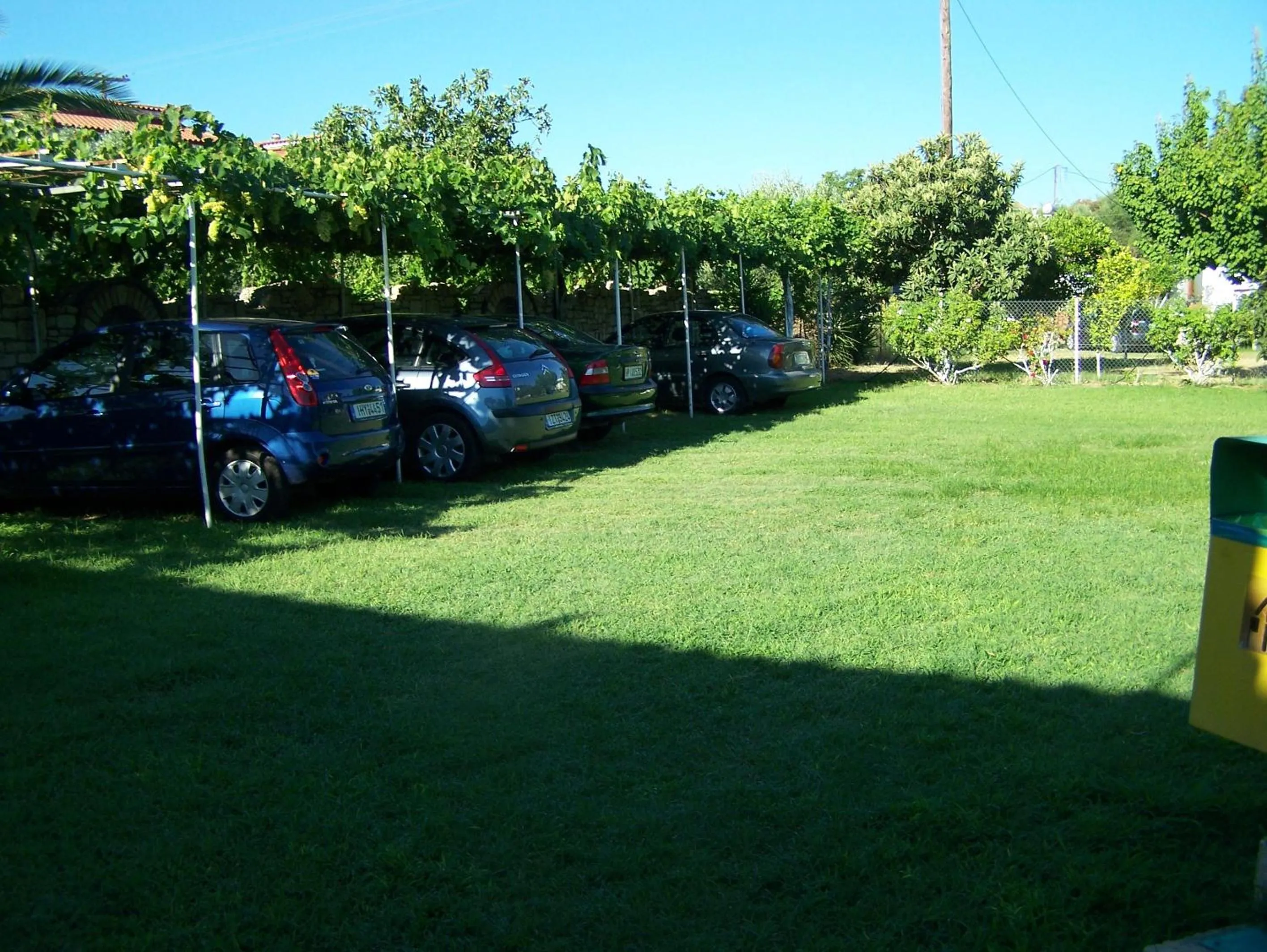 Garden in Akroyali Hotel & Villas