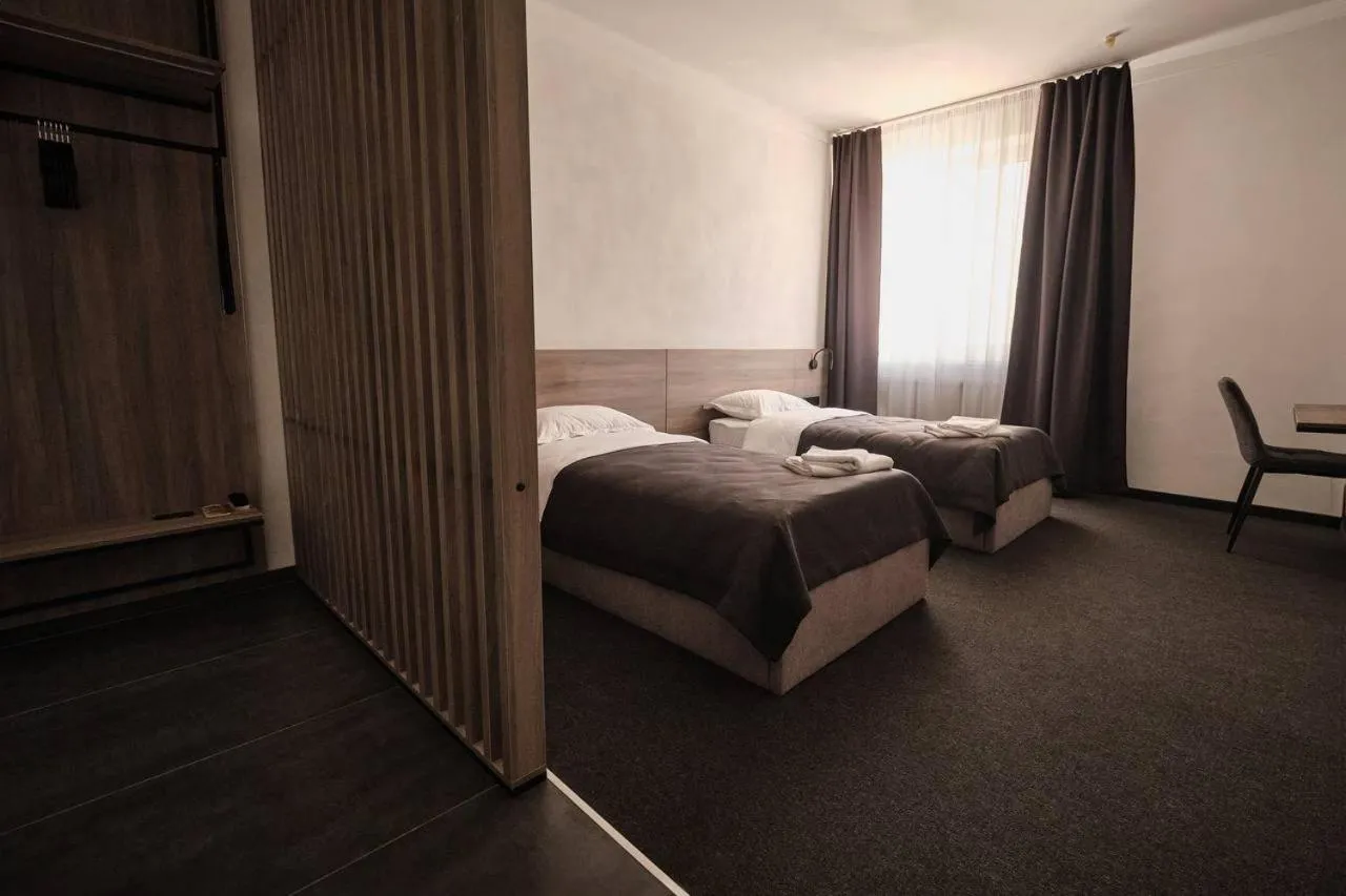UNGVARSKIY Thermal Hotel