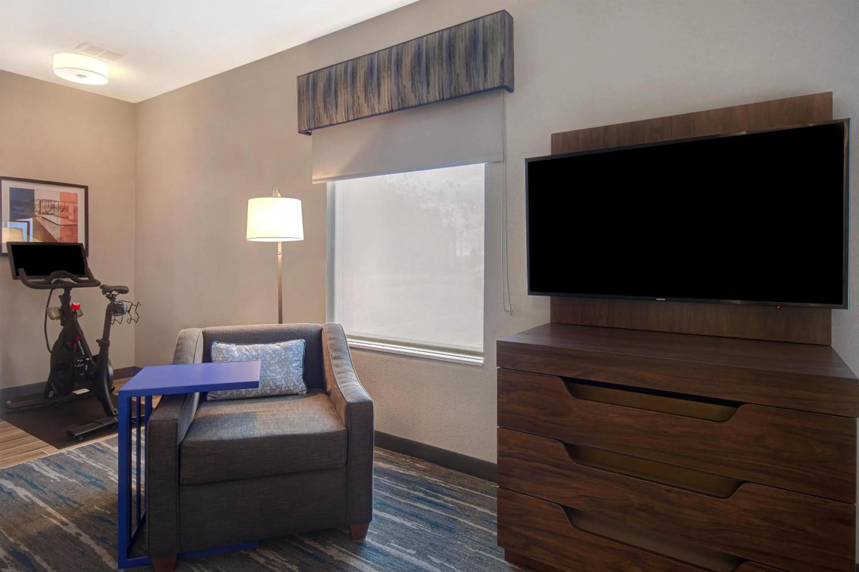 Living room in Hampton Inn & Suites Dayton-Vandalia
