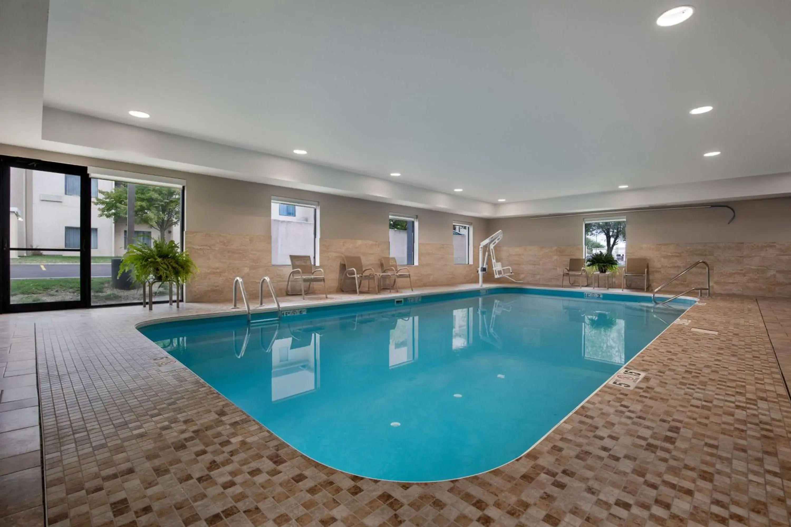 Pool view in Hampton Inn & Suites Dayton-Vandalia Pool view in Hampton Inn & Suites Dayton-Vandalia