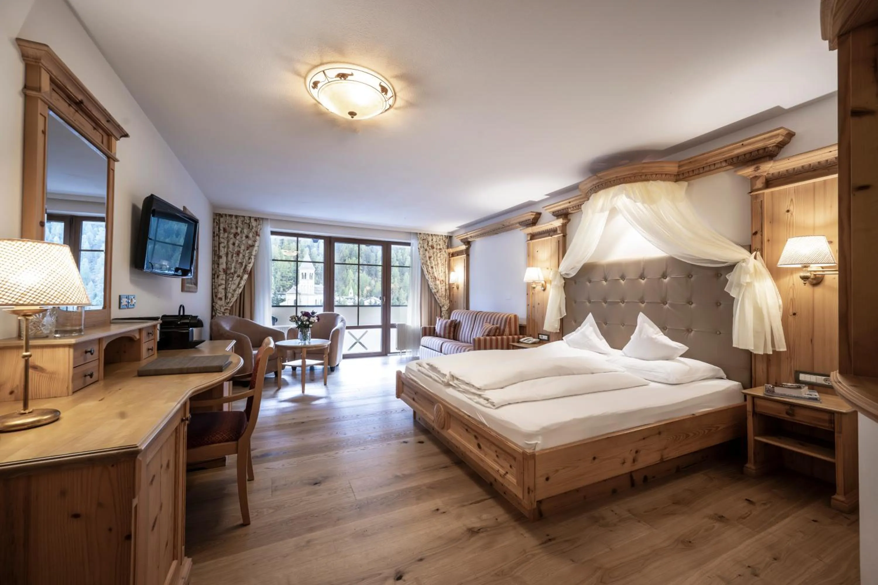 Bed in Die Post am Ortler