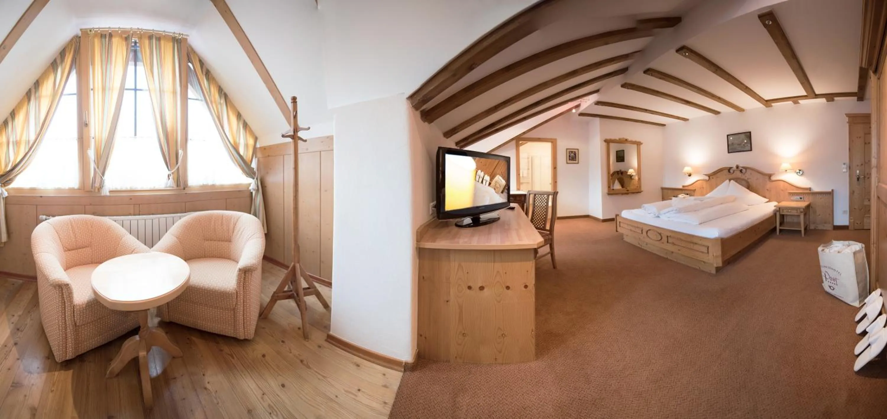 Bed in Die Post am Ortler