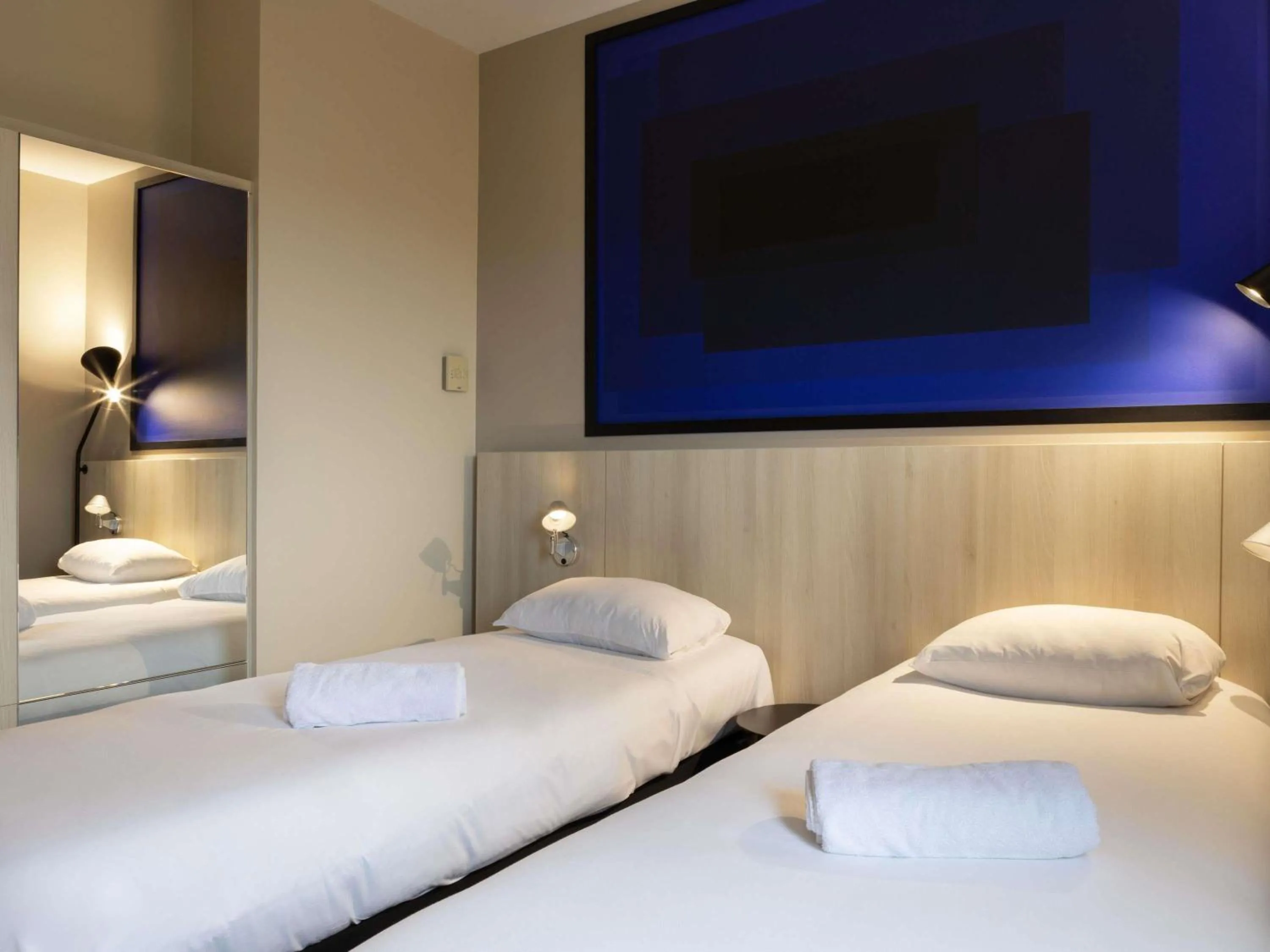 Bedroom, Bed in ibis Douai Dechy