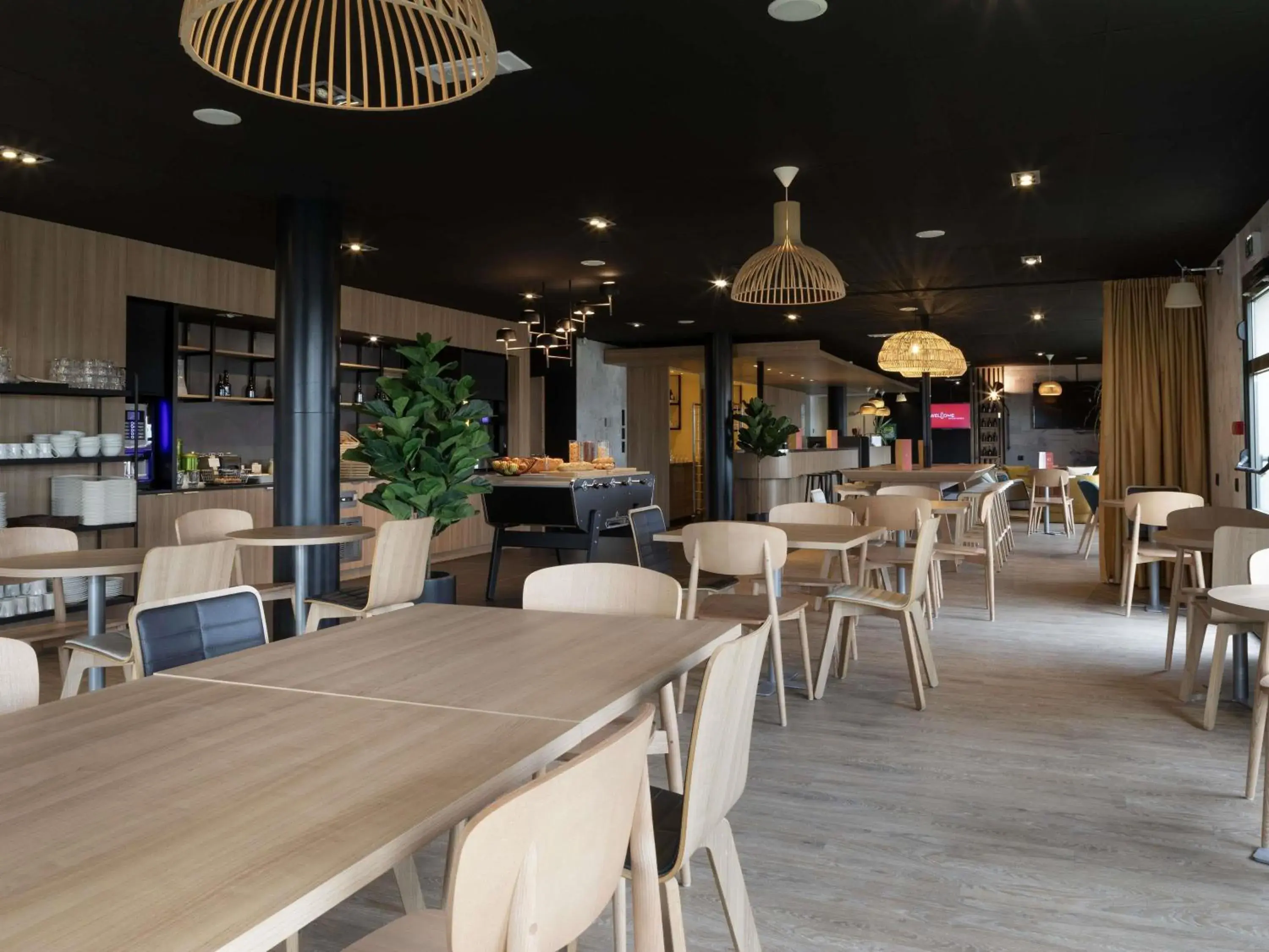 Restaurant/places to eat in ibis Douai Dechy Restaurant/places to eat in ibis Douai Dechy