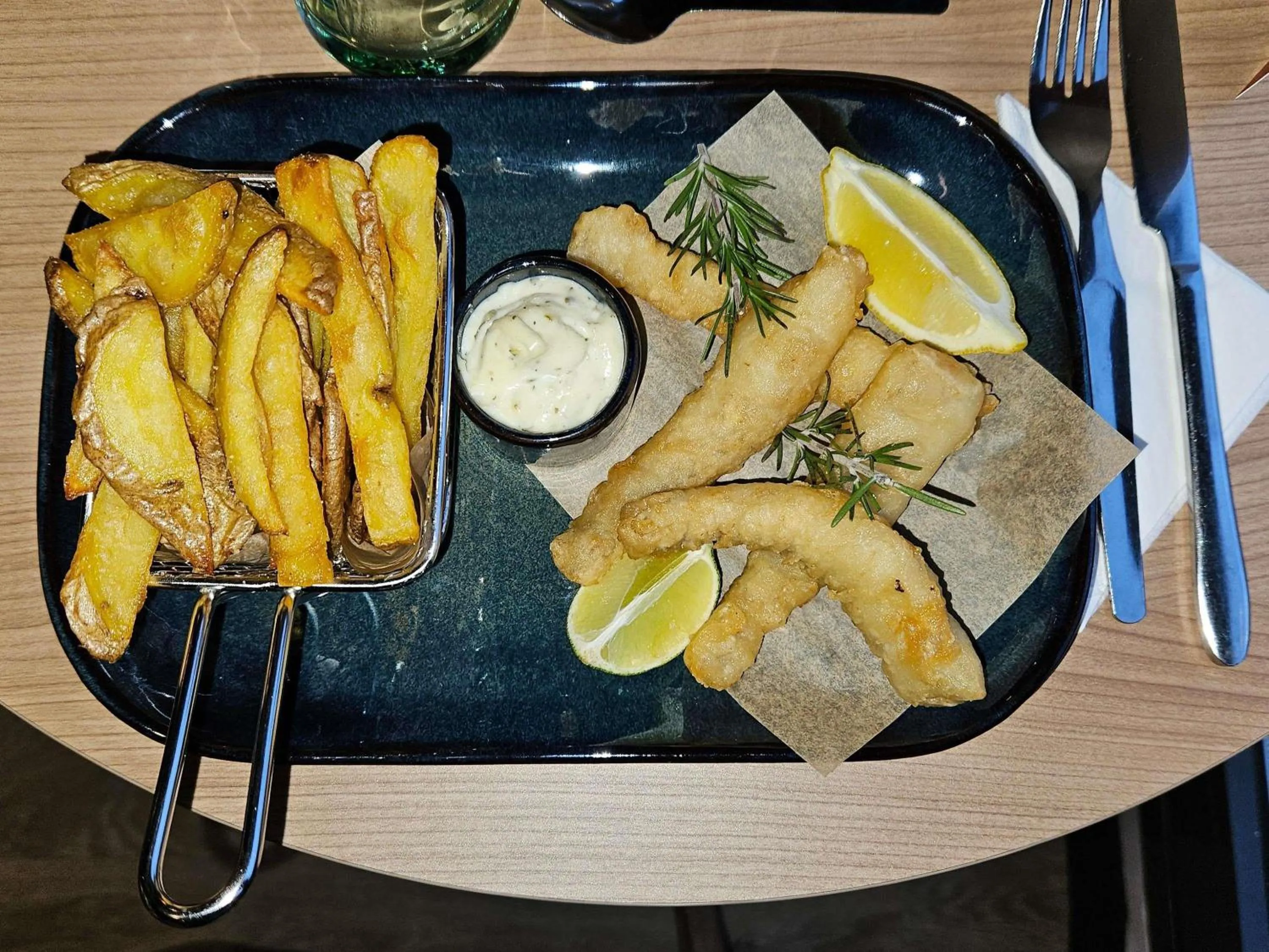 Restaurant/places to eat in ibis Douai Dechy