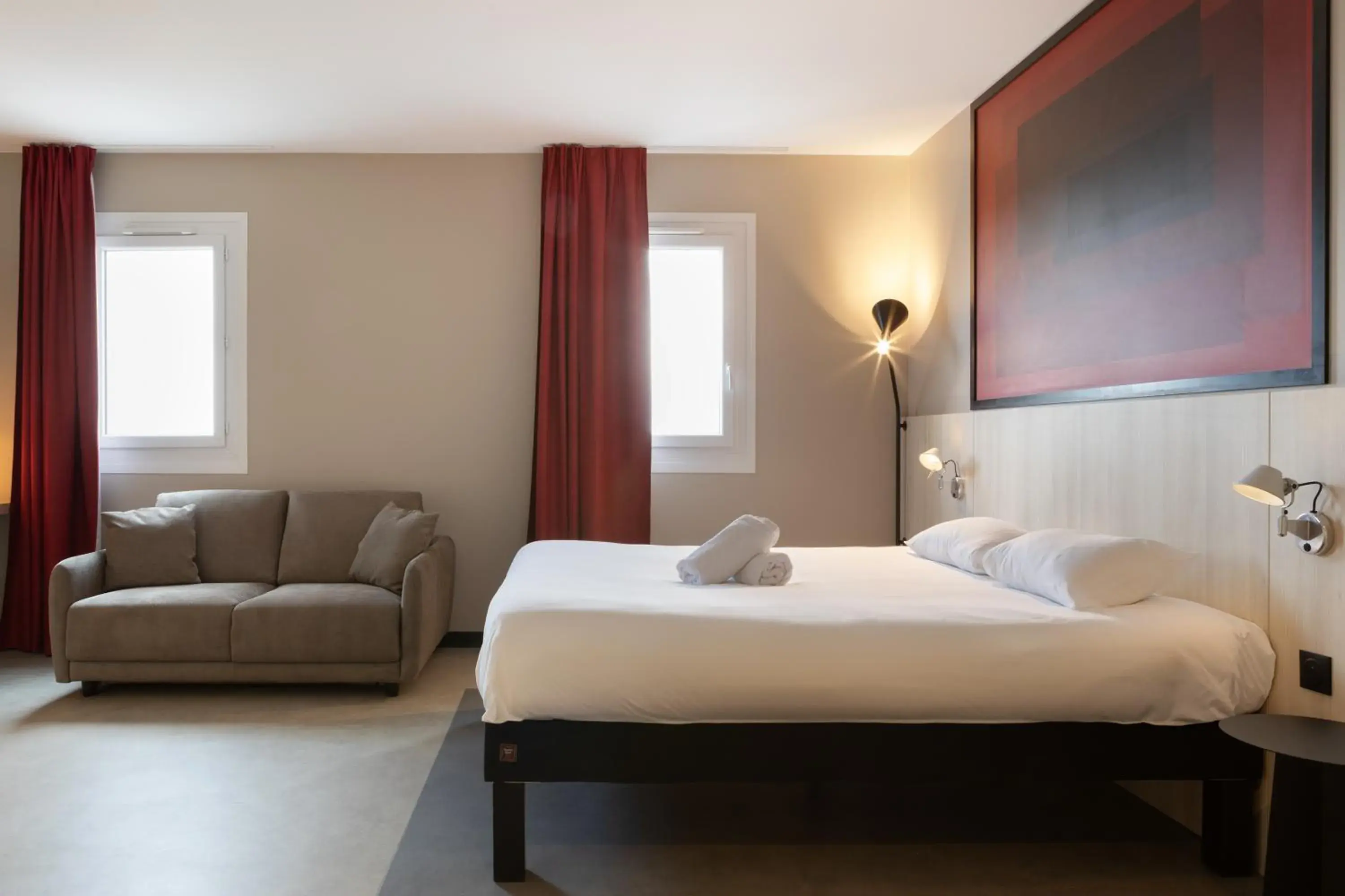 Photo of the whole room, Bed in ibis Douai Dechy Photo of the whole room, Bed in ibis Douai Dechy