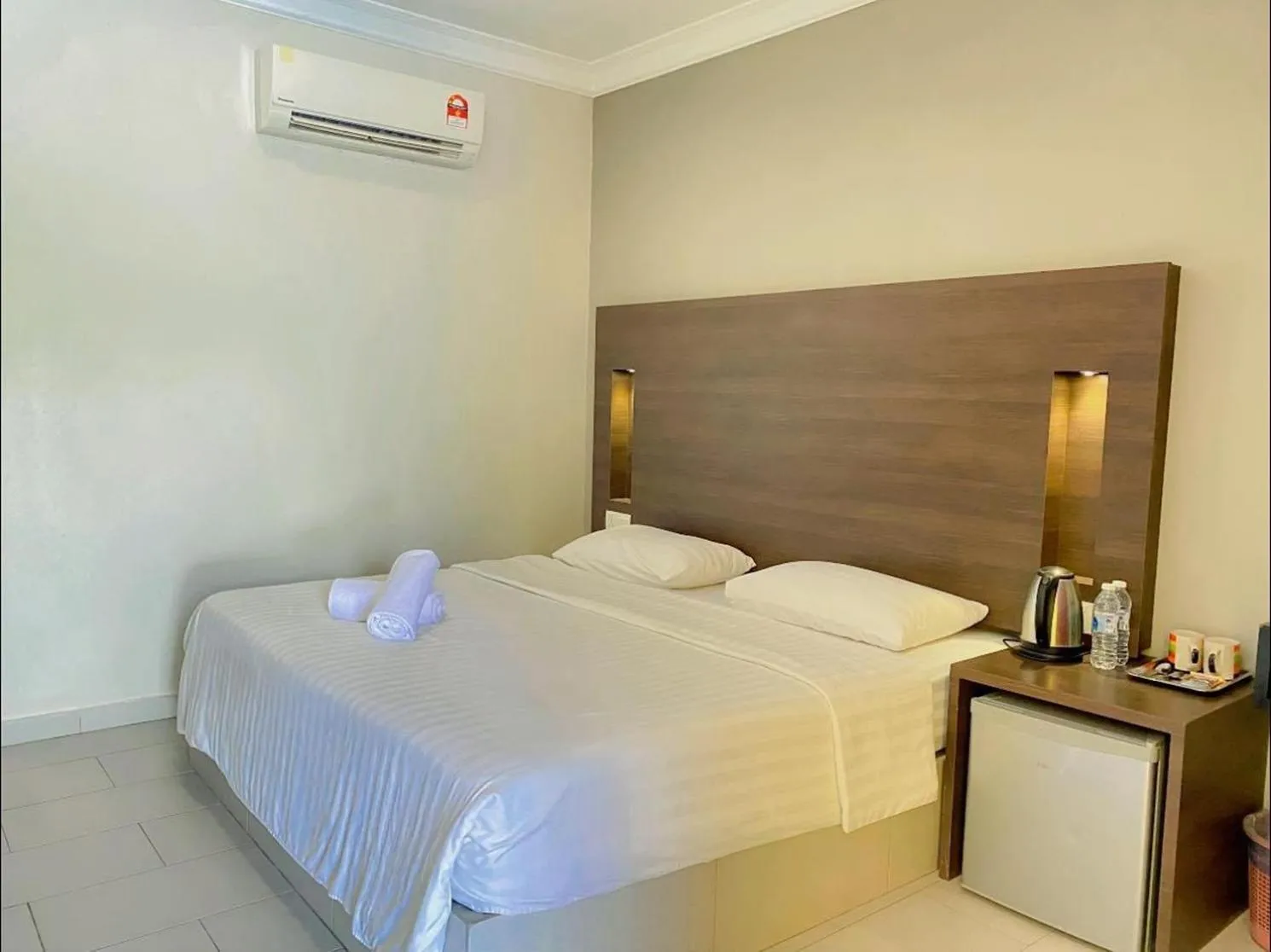 Bedroom, Bed in Ziella De Villa