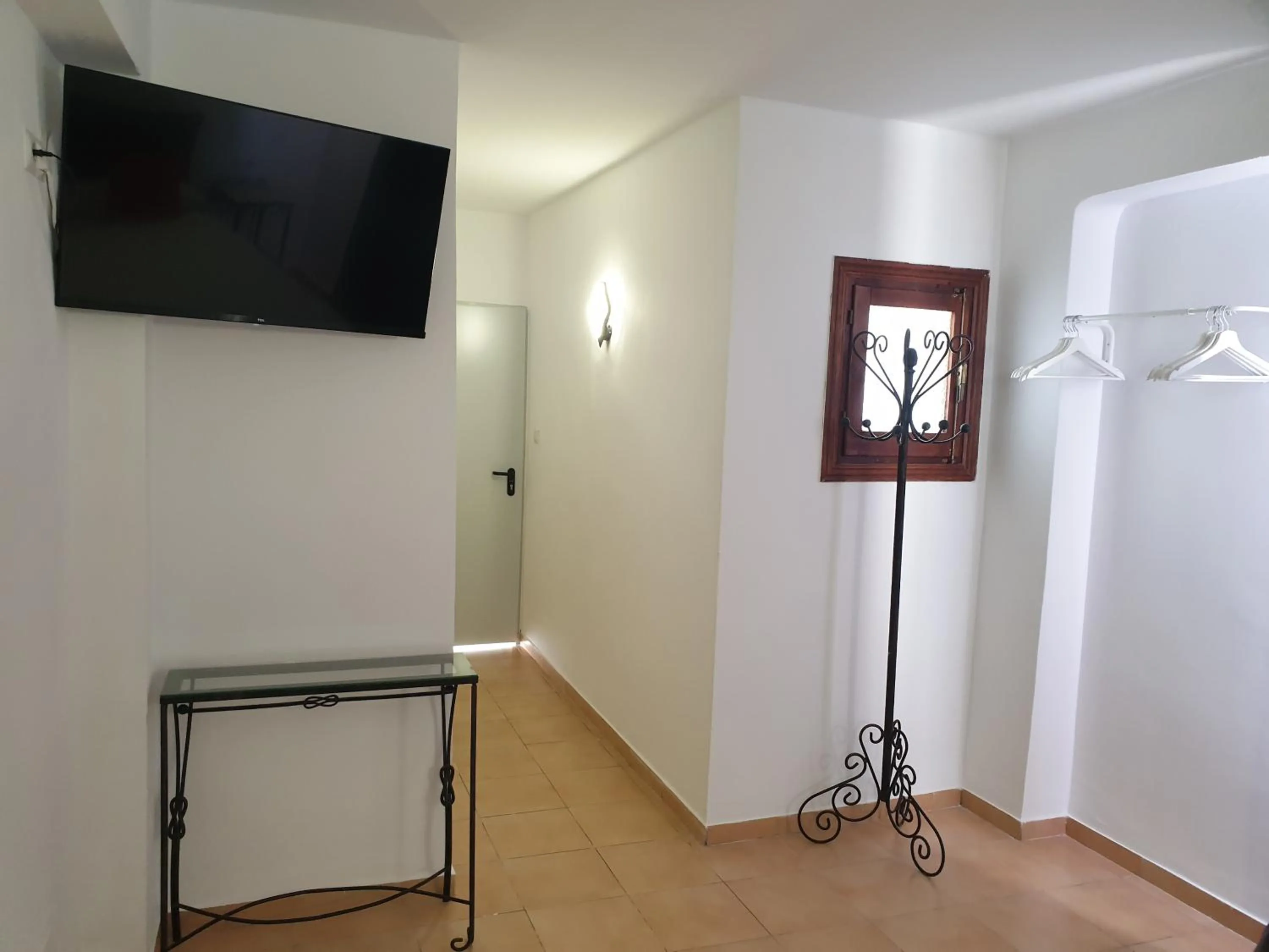 Photo of the whole room in Micaela Charming Hostal