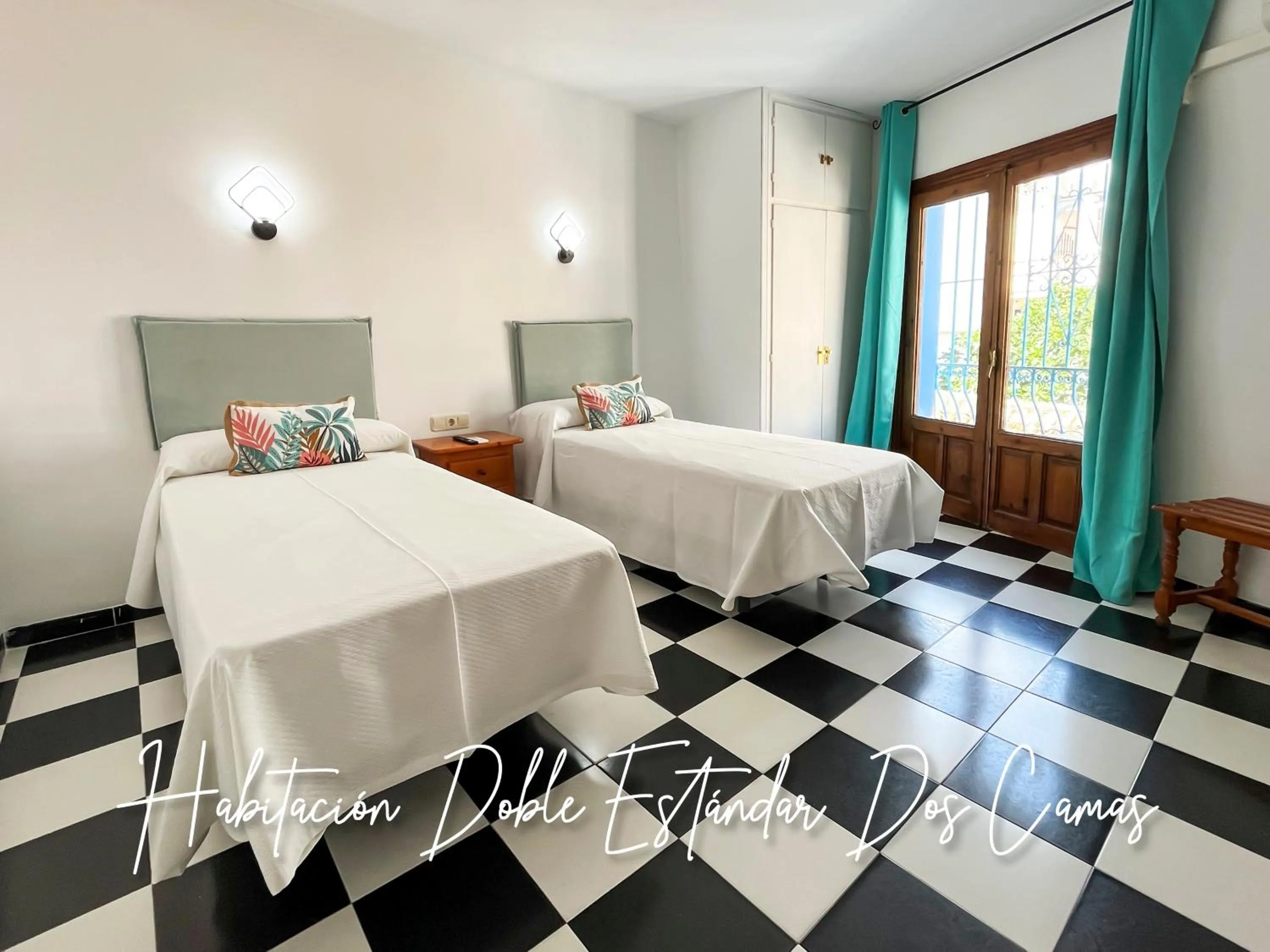 Photo of the whole room, Bed in Micaela Charming Hostal