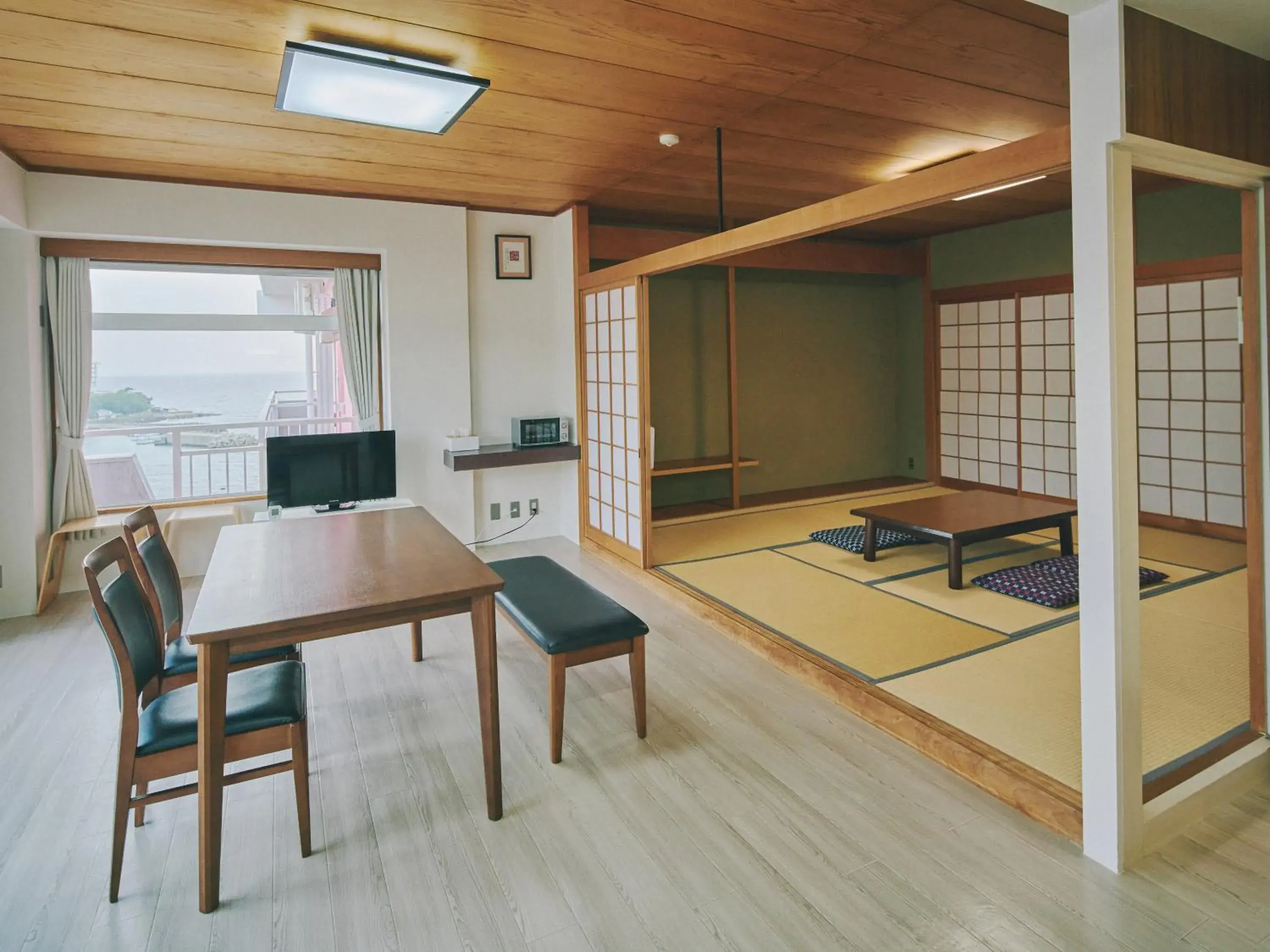 Living room in Guest Living Mu Nanki Shirahama Living room in Guest Living Mu Nanki Shirahama