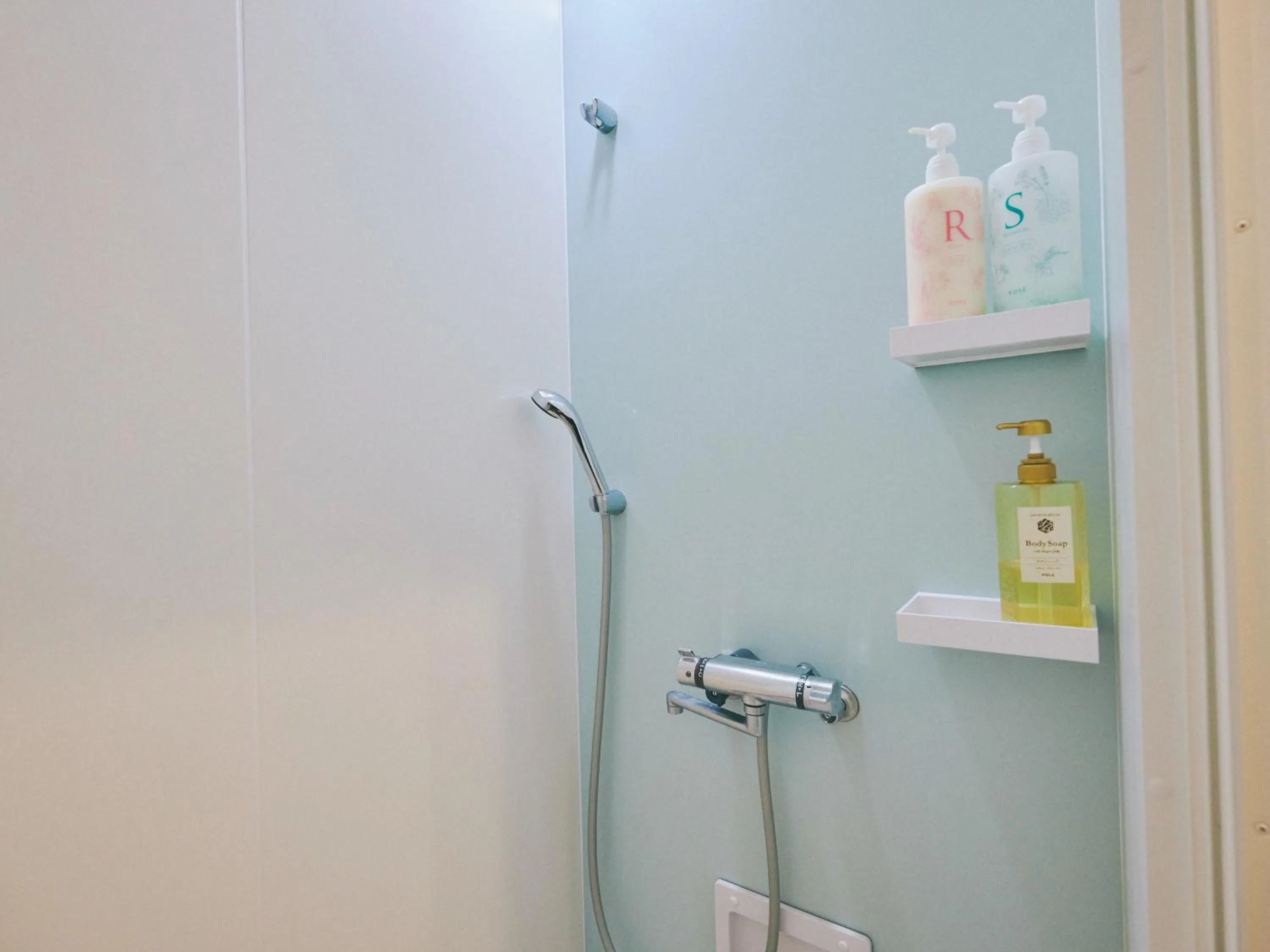 Shower in Guest Living Mu Nanki Shirahama