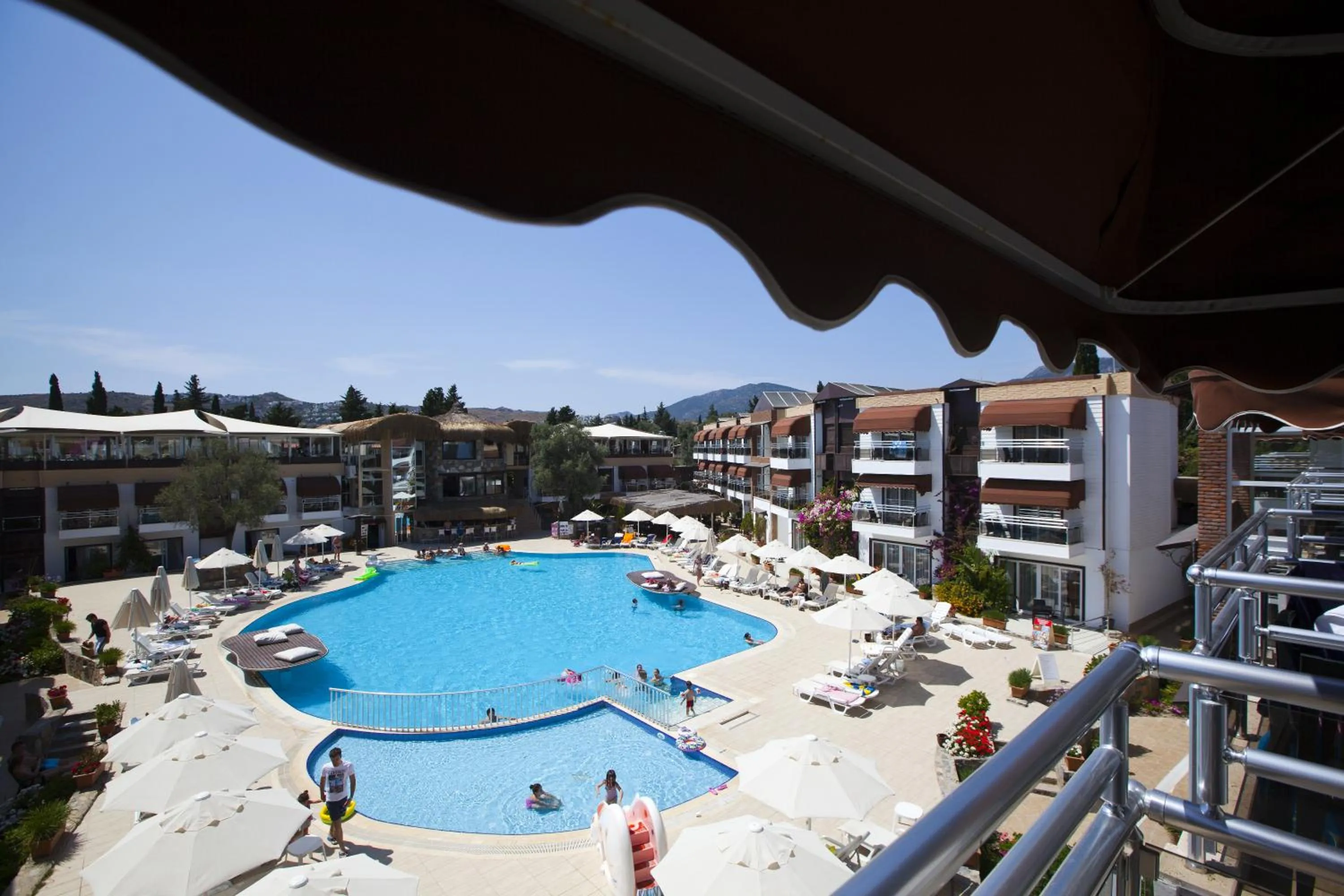 Swimming pool in Bitez Risa Hotel