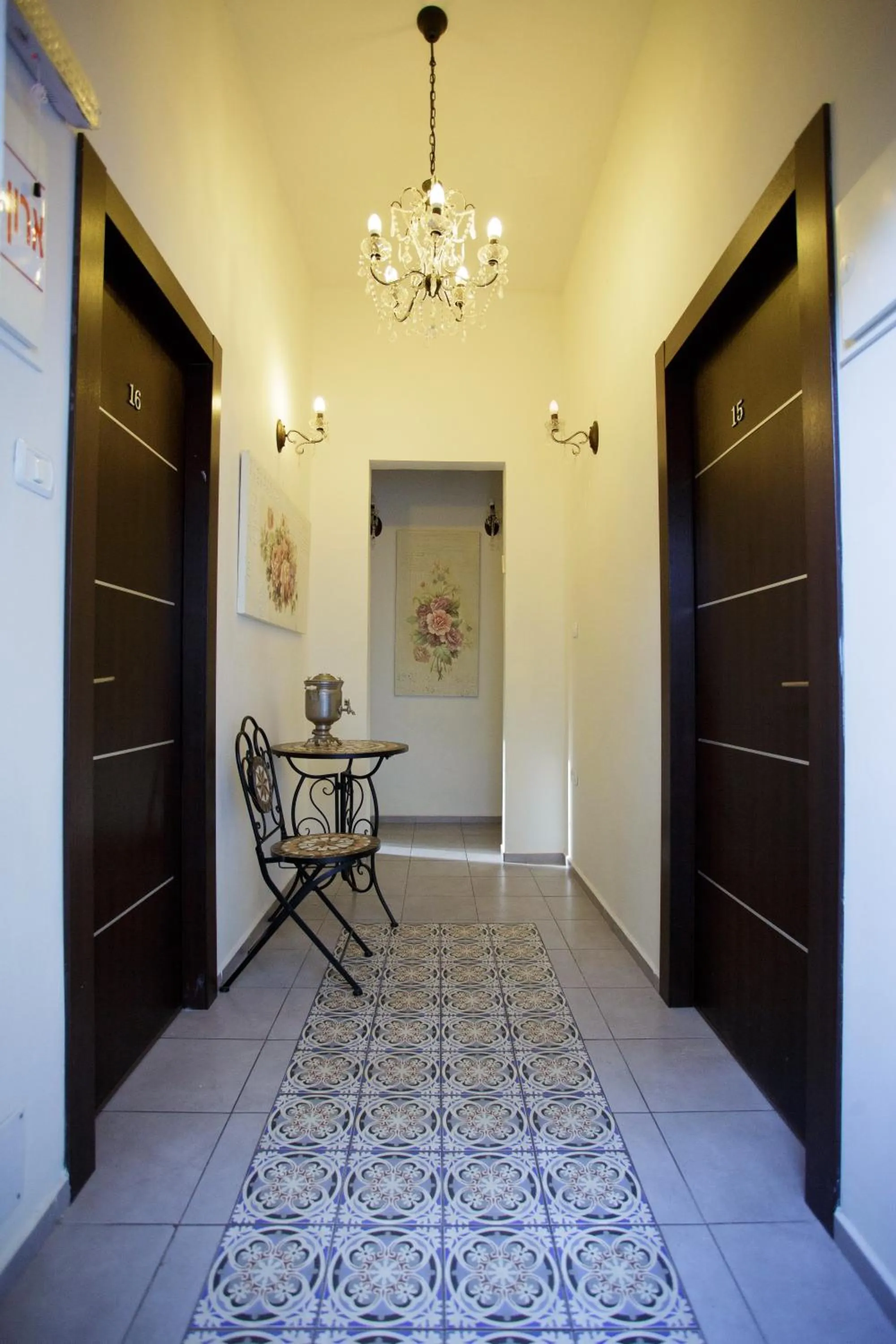 Dining area in Zimmer Garden