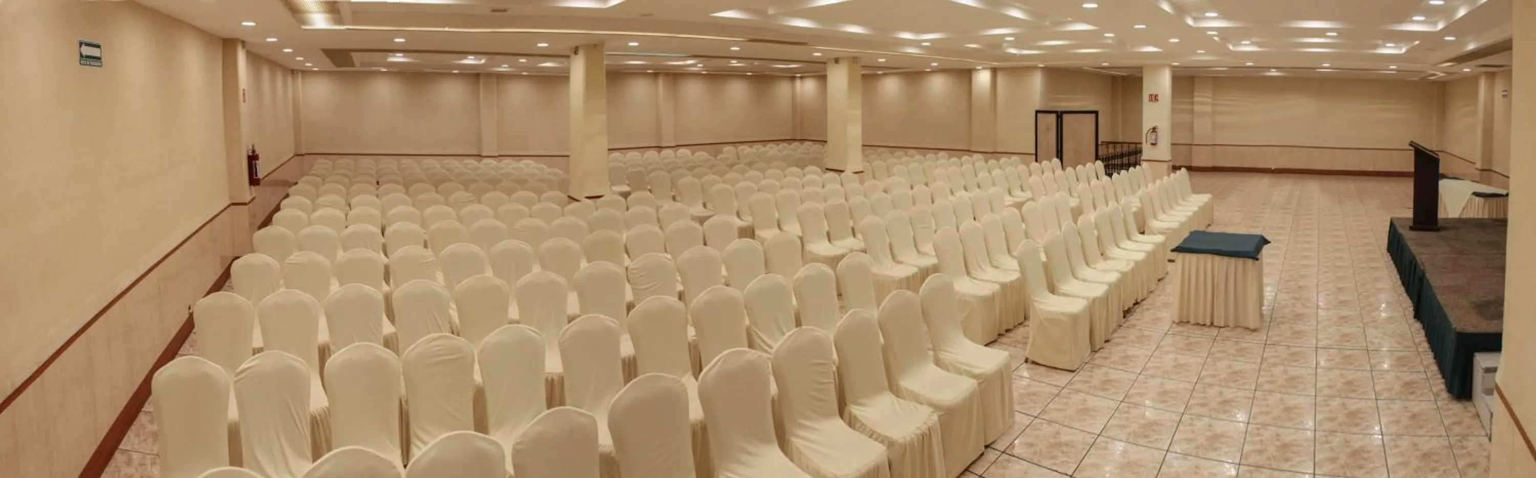 Meeting/conference room in Radisson Hotel & Convention Center Toluca