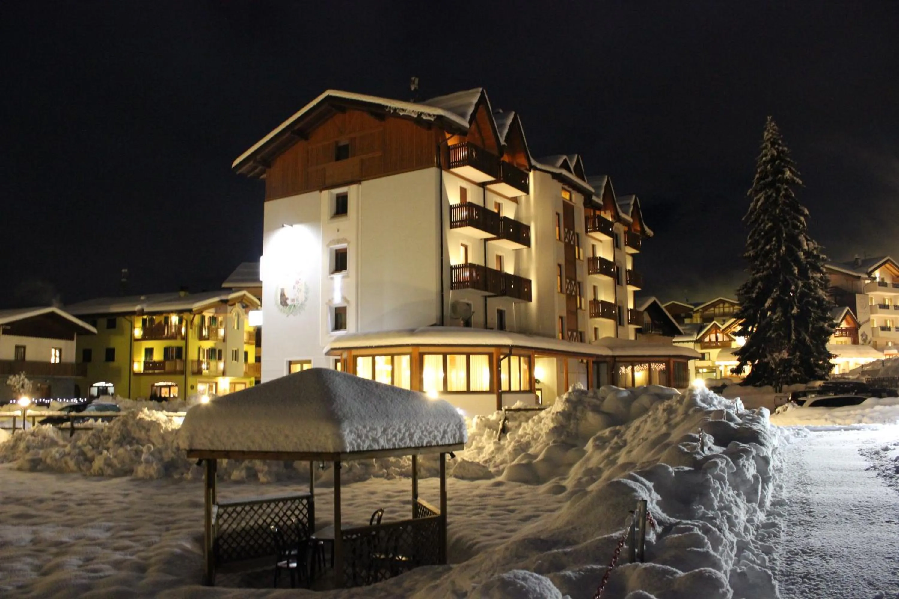 Facade/entrance in Hotel Rosa Alpina
