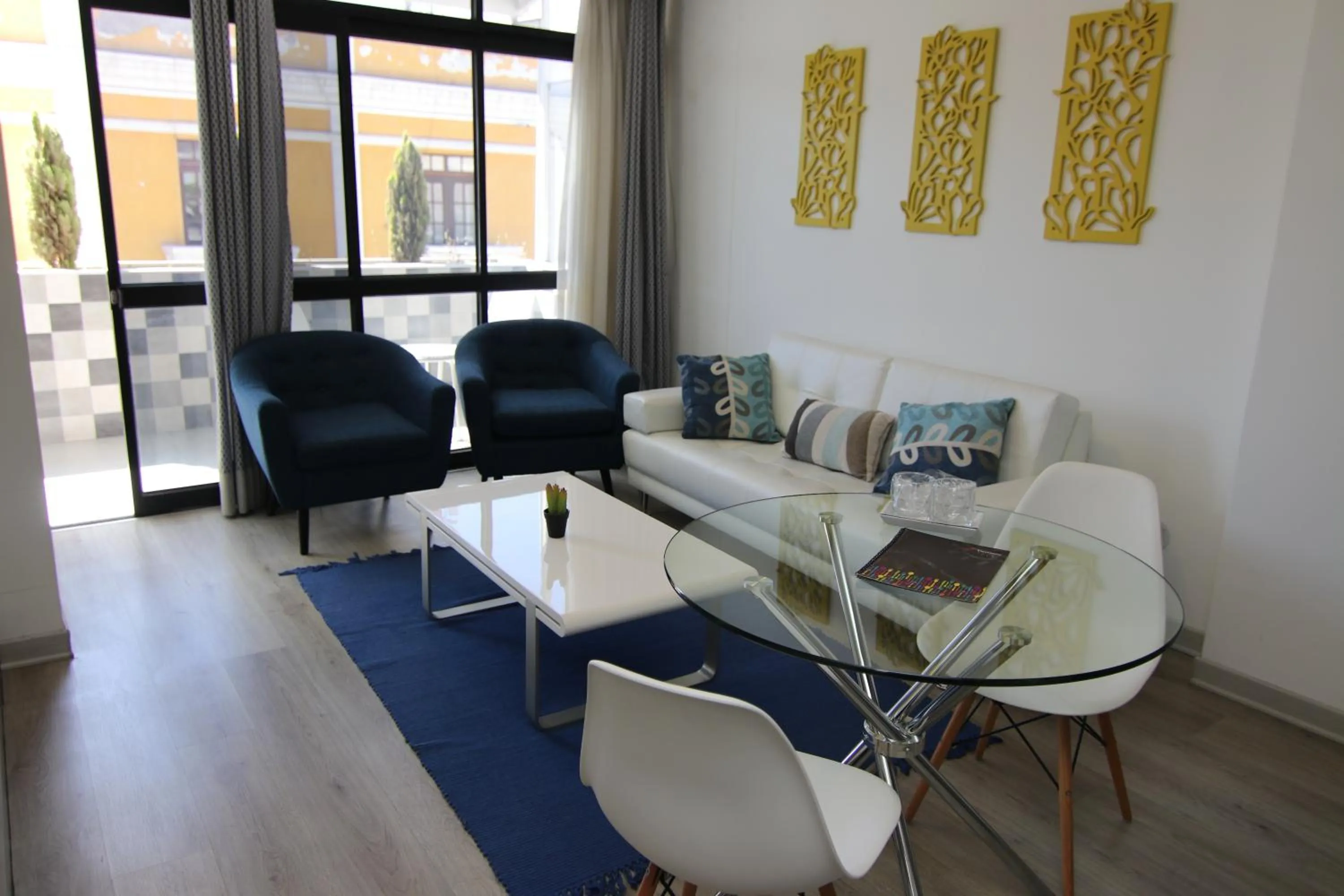 Dining area in Hotel Tierrasur