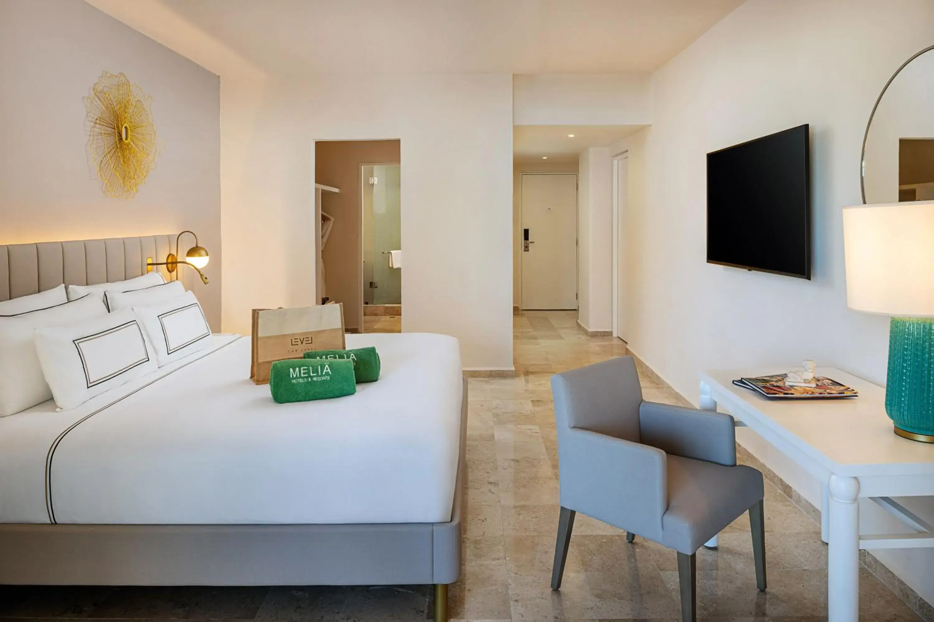 Property building, Bed in Meliá Casa Maya - Cancun - All Inclusive Property building, Bed in Meliá Casa Maya - Cancun - All Inclusive