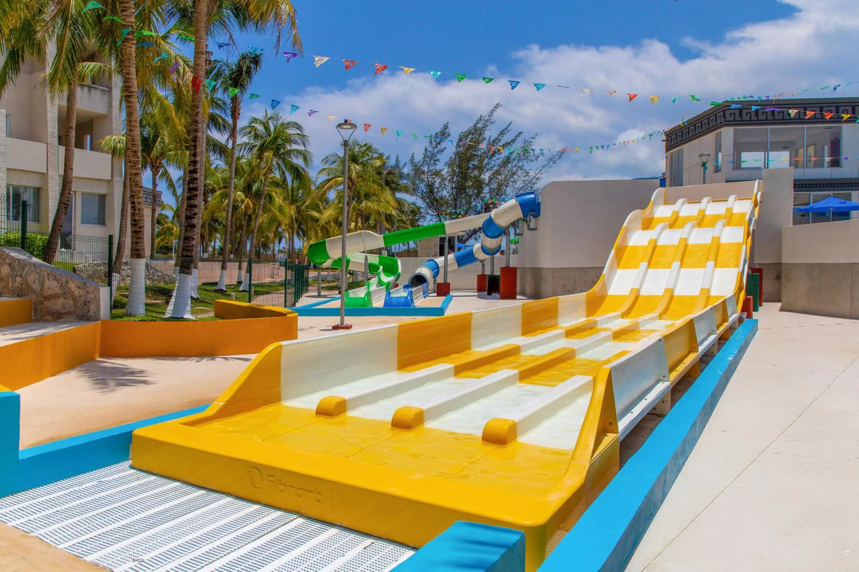 Aqua park in Melia Casa Maya Cancun All Inclusive