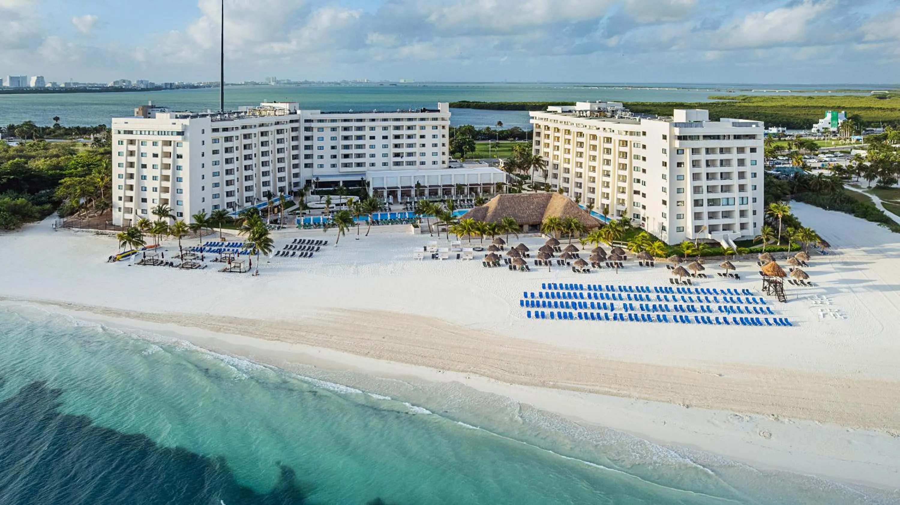 Beach in Melia Casa Maya Cancun All Inclusive