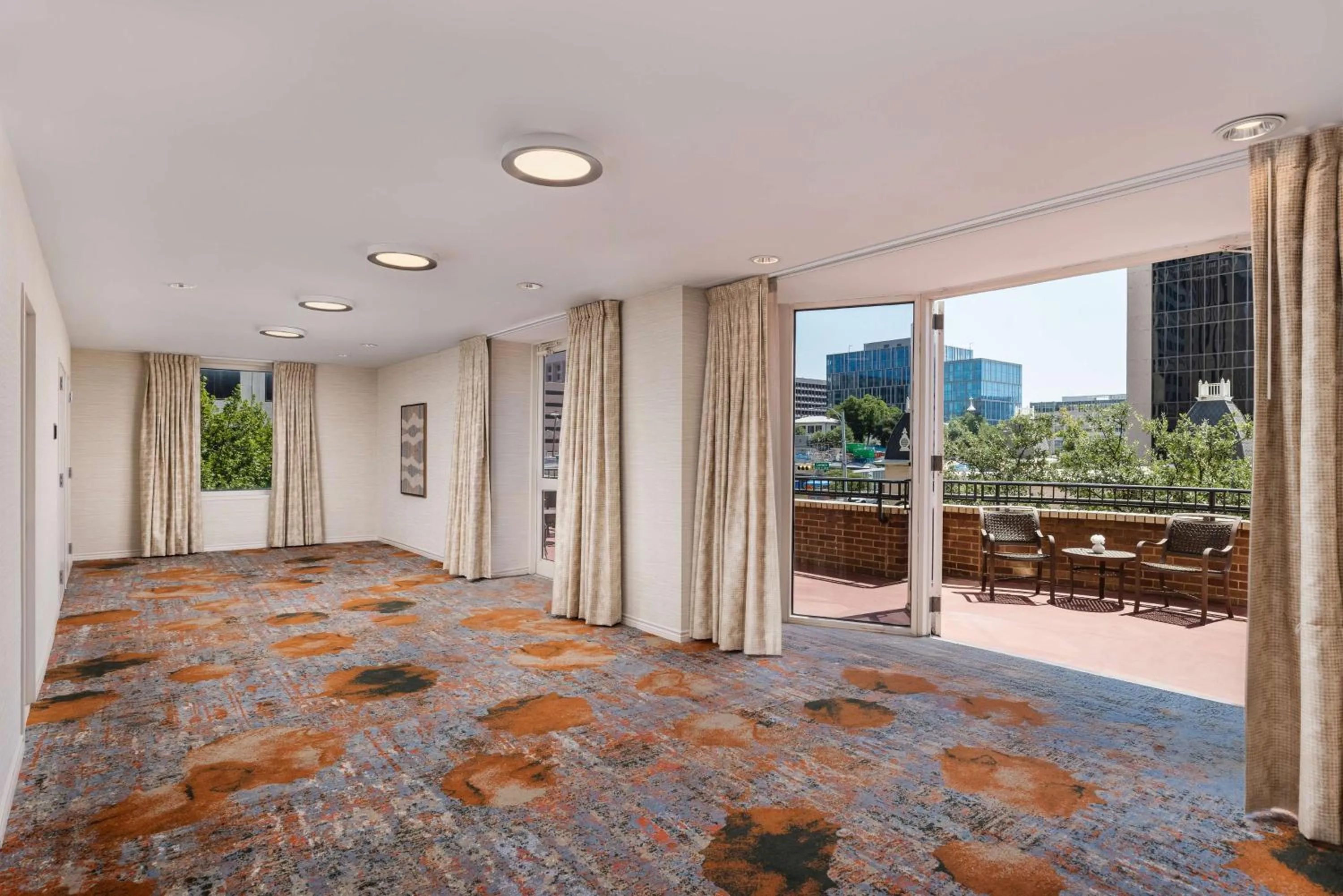 Meeting/conference room in DoubleTree Suites by Hilton Austin Downtown Capitol