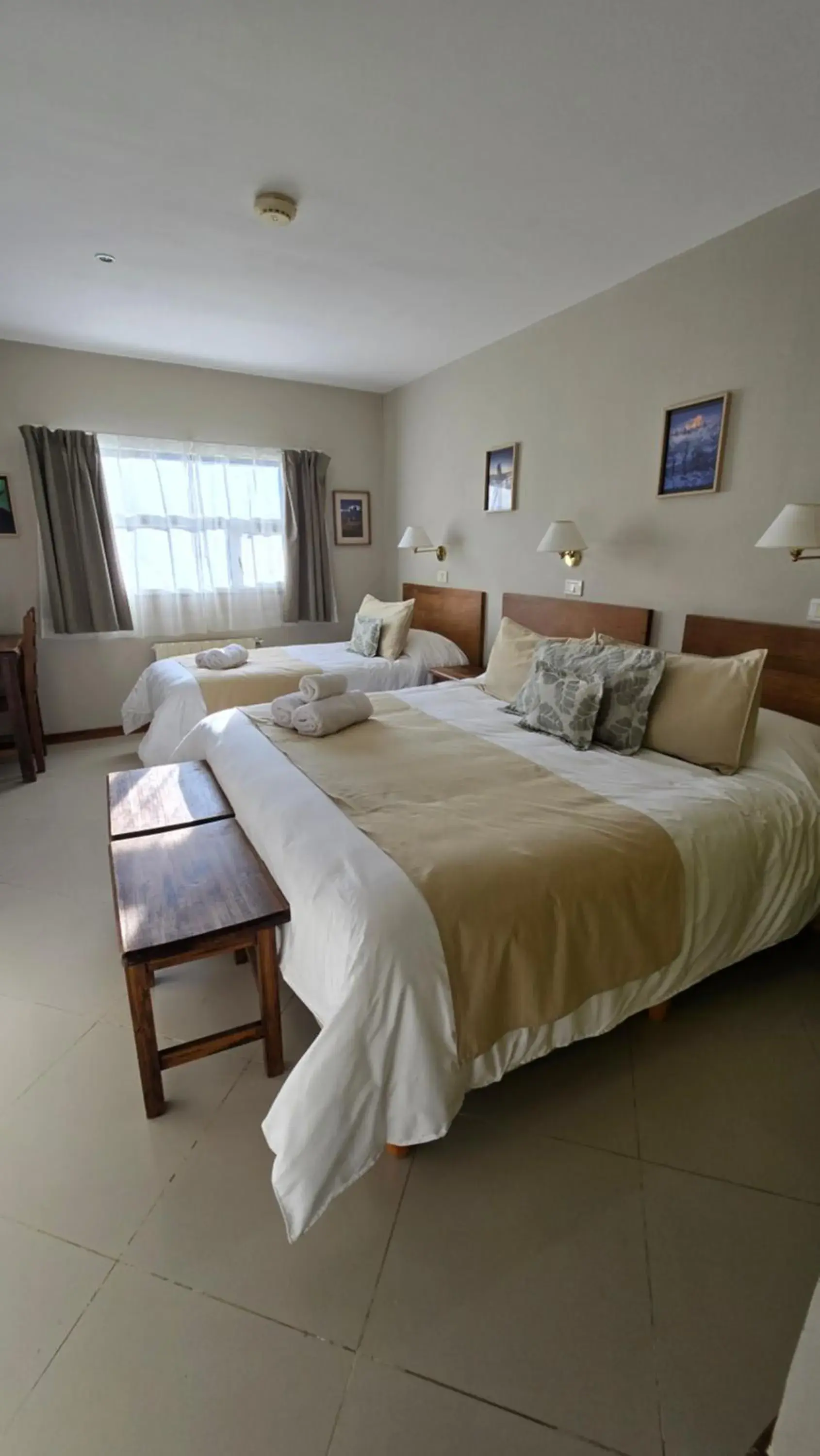 Triple Room in Cumbres Nevadas - Hostería Boutique Triple Room in Cumbres Nevadas - Hostería Boutique