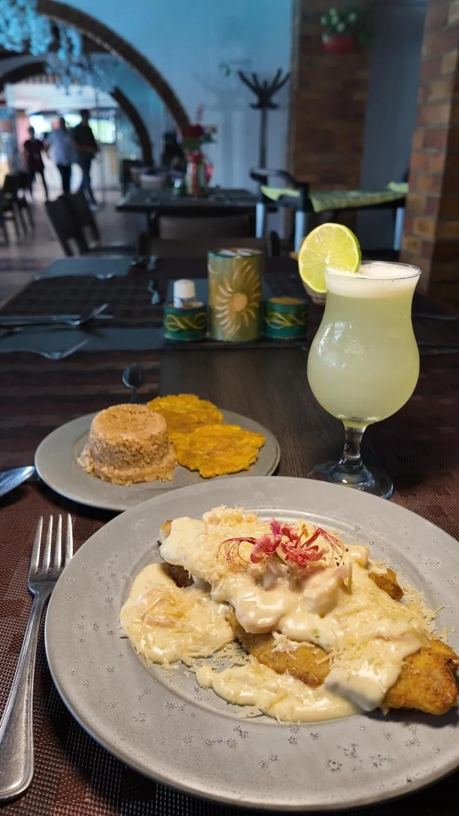 Restaurant/places to eat in Hotel San Juan Internacional