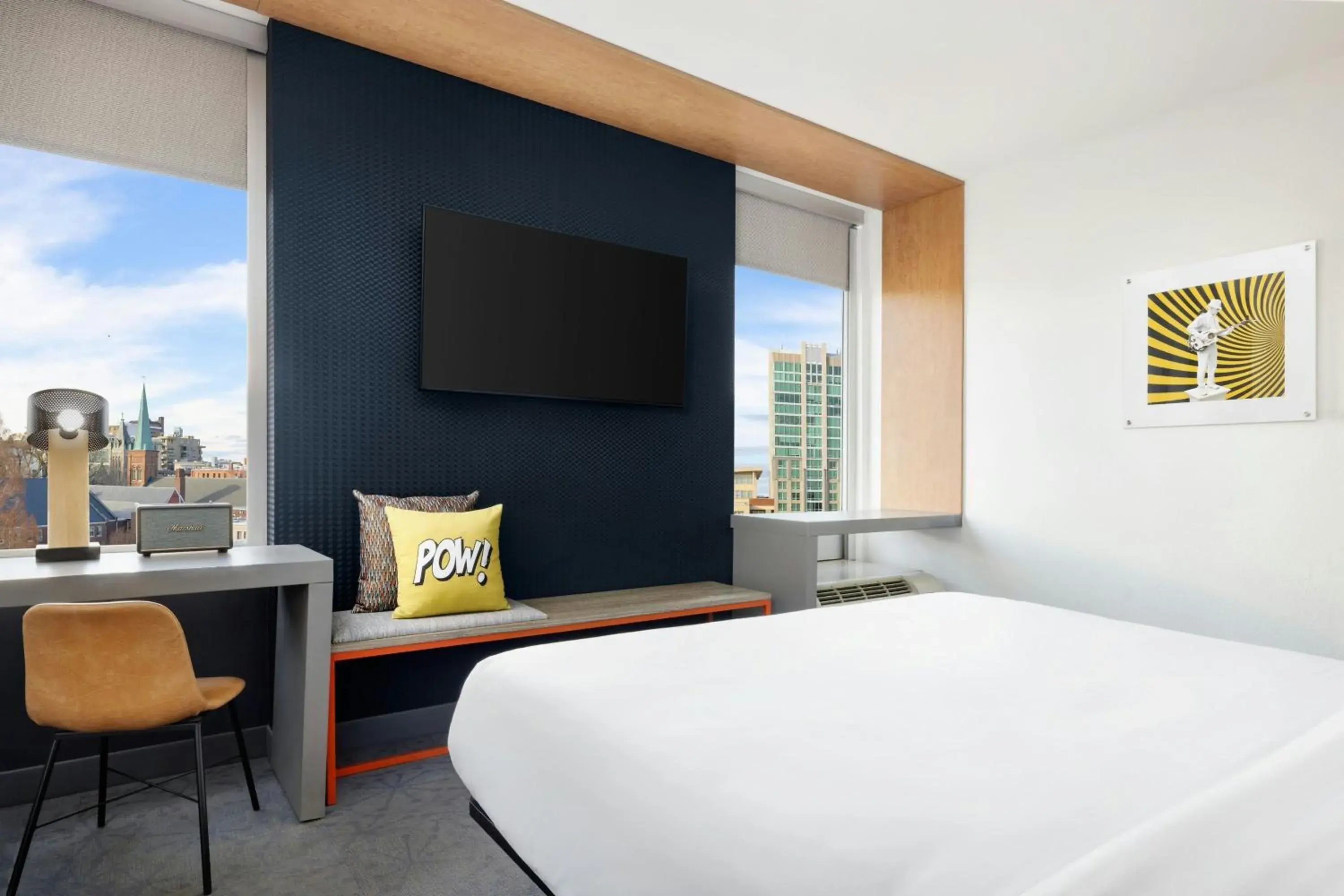 King Room with City View in Aloft Asheville Downtown King Room with City View in Aloft Asheville Downtown