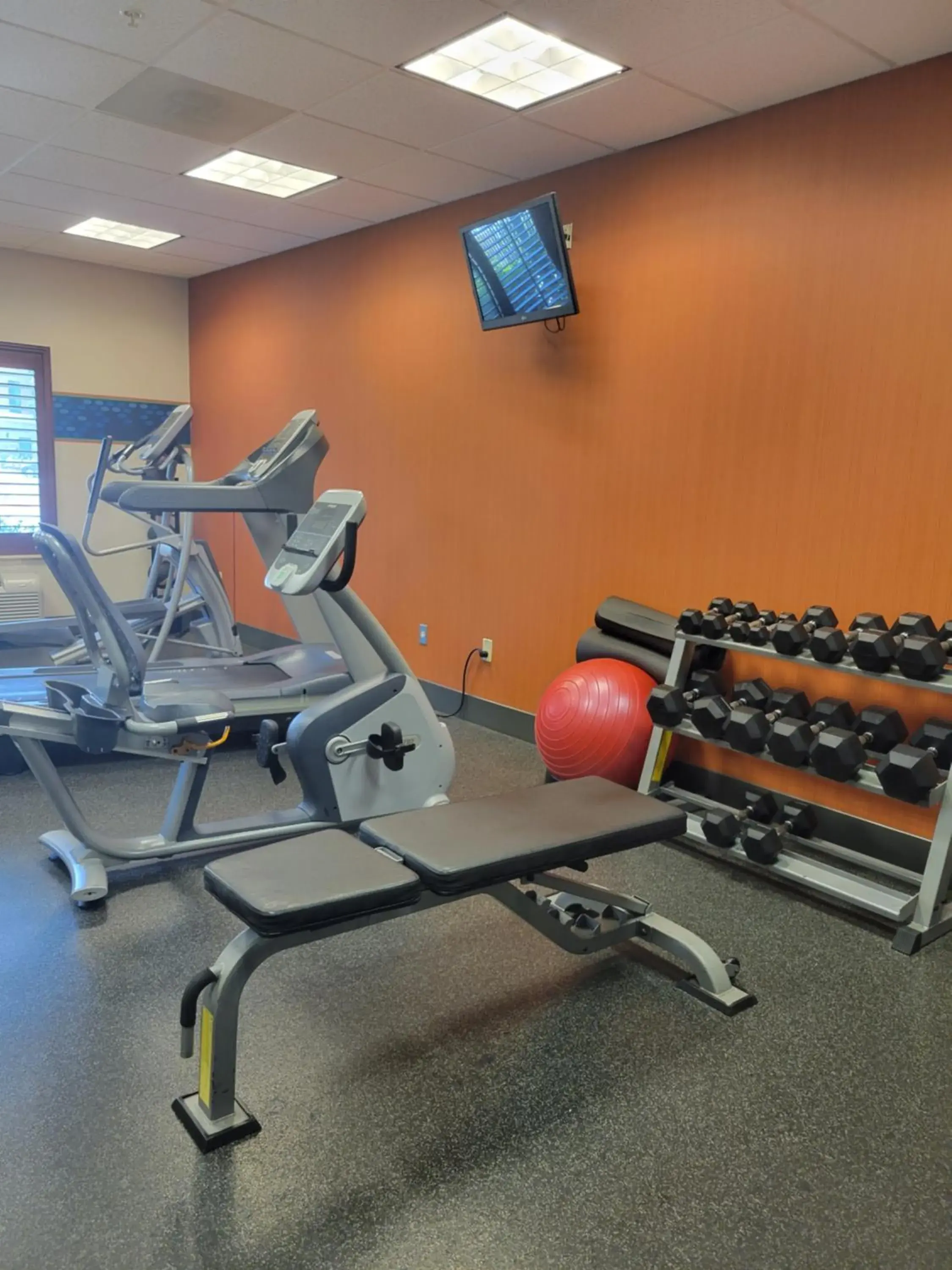 Fitness centre/facilities in Hampton Inn & Suites Austin Cedar Park-Lakeline Fitness centre/facilities in Hampton Inn & Suites Austin Cedar Park-Lakeline